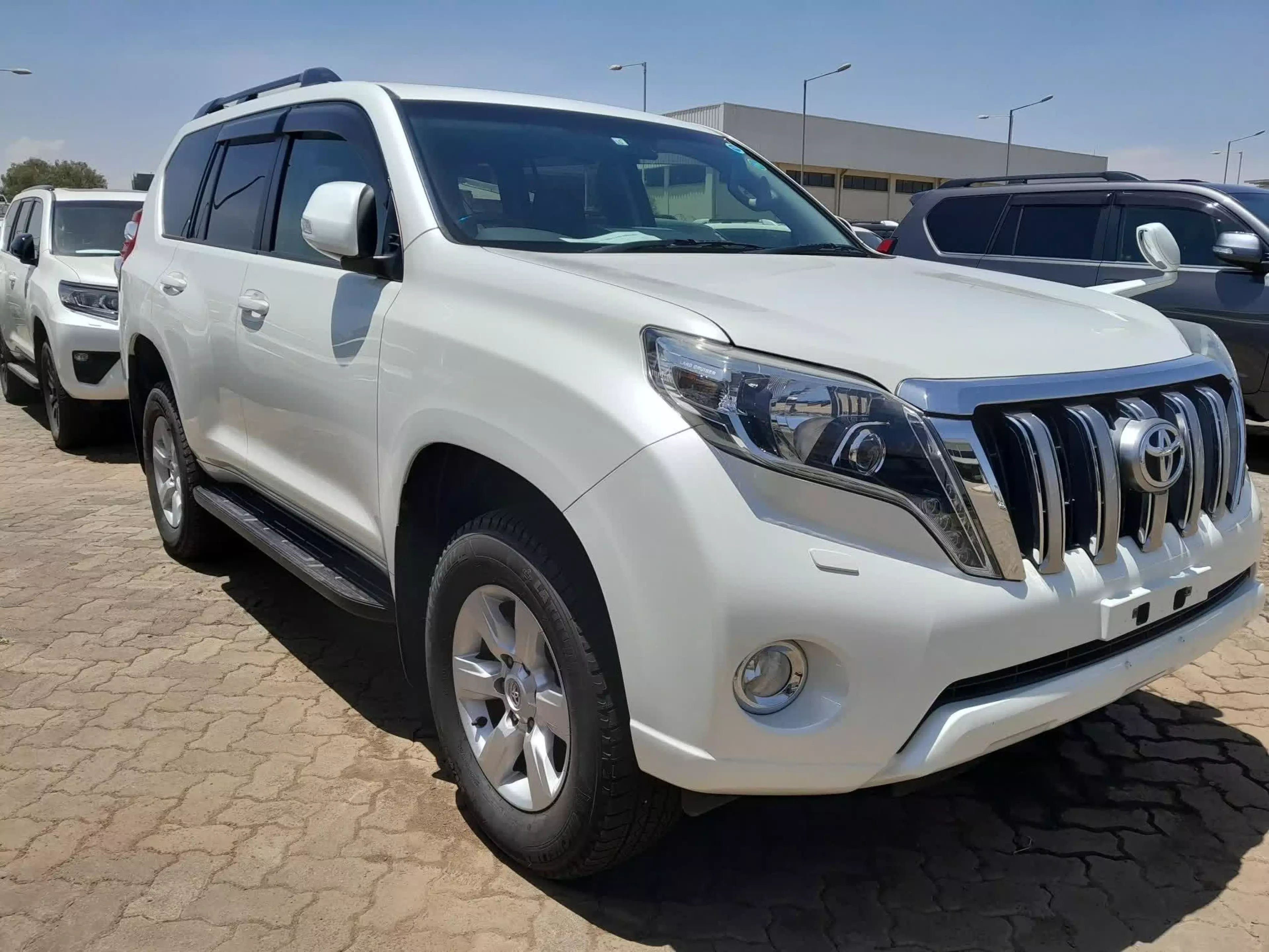 Toyota Prado - 2015