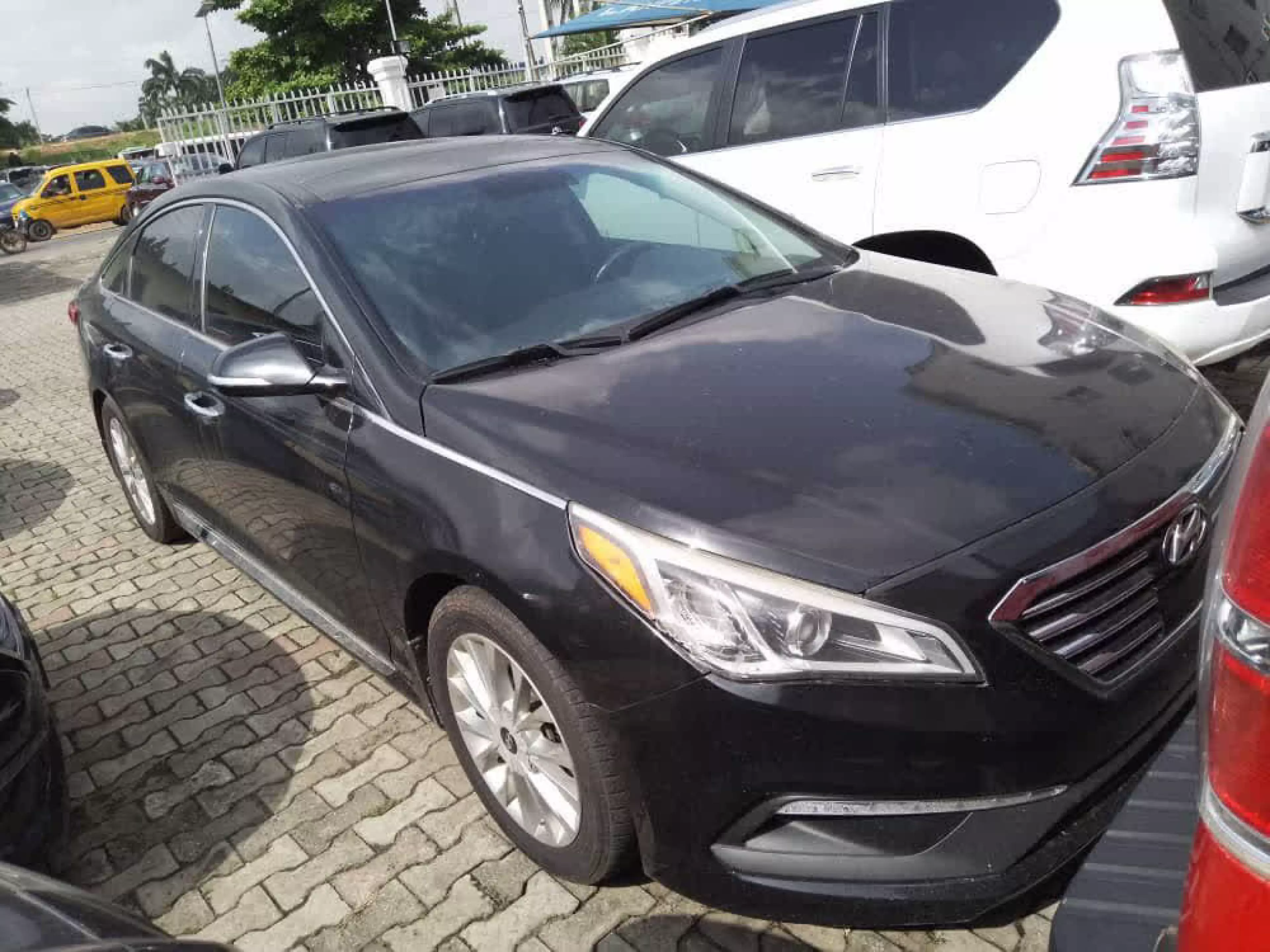 Hyundai Sonata - 2015