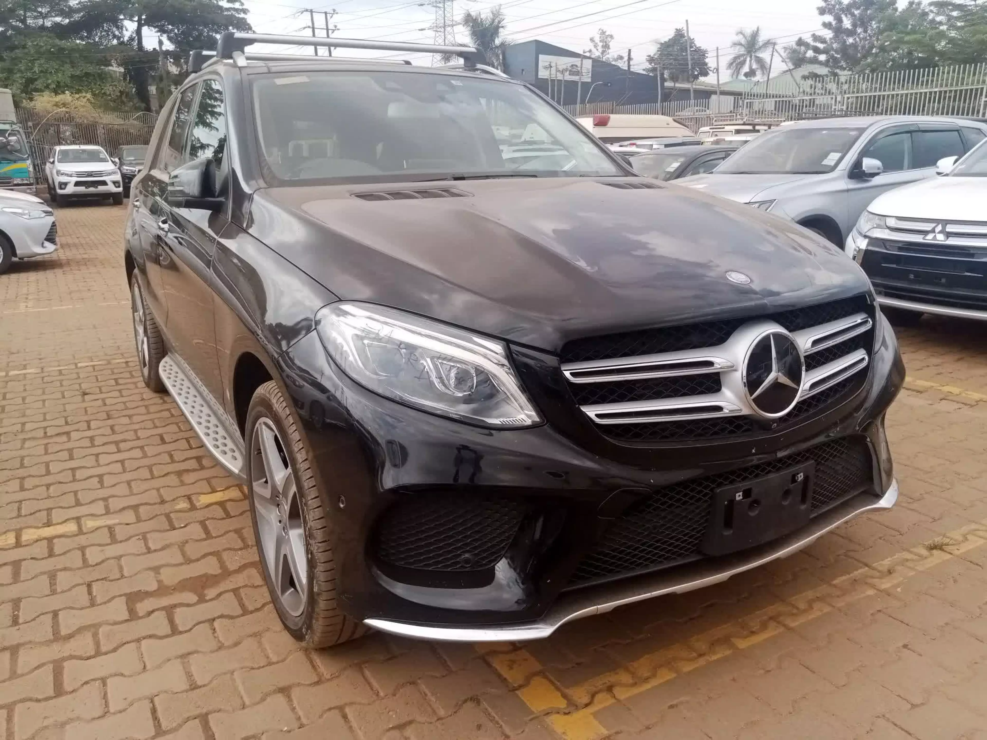 Mercedes-Benz GLE 350 - 2016