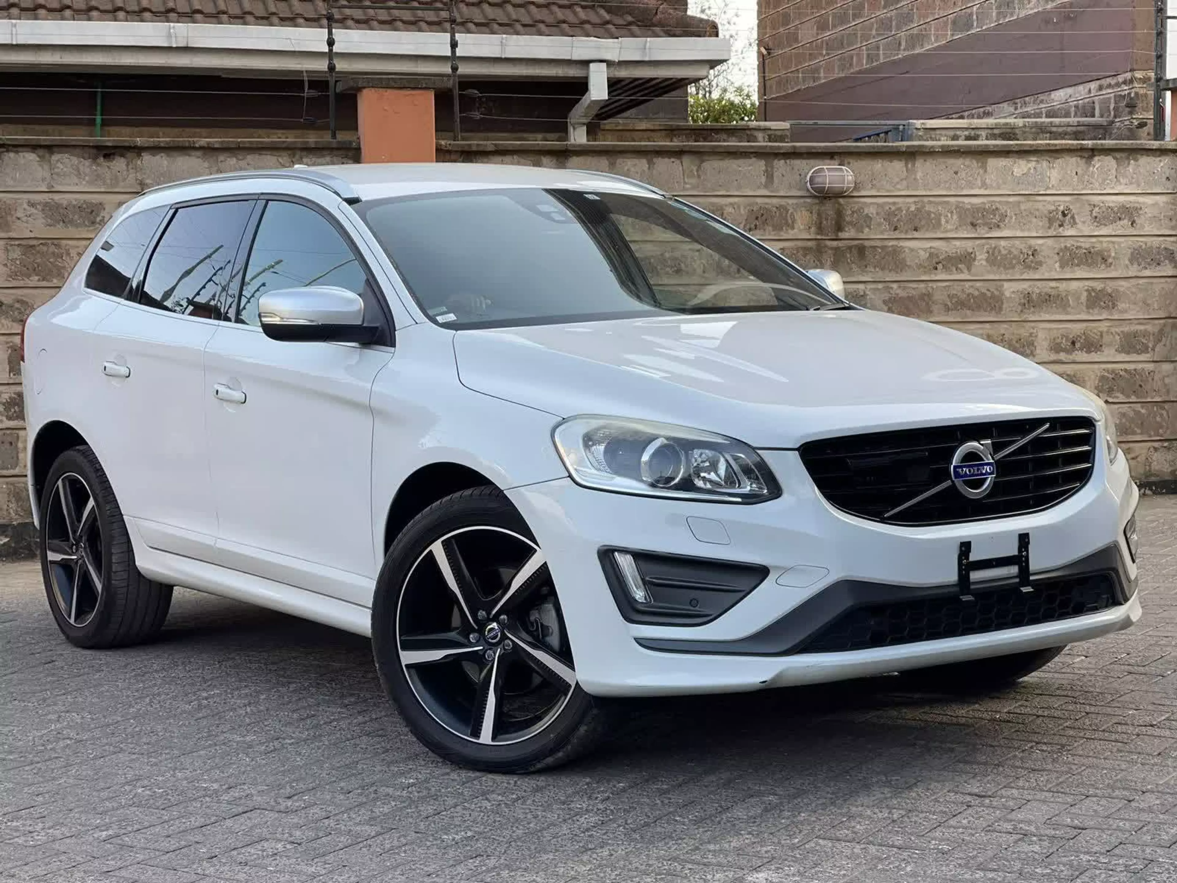 Volvo XC60 - 2015