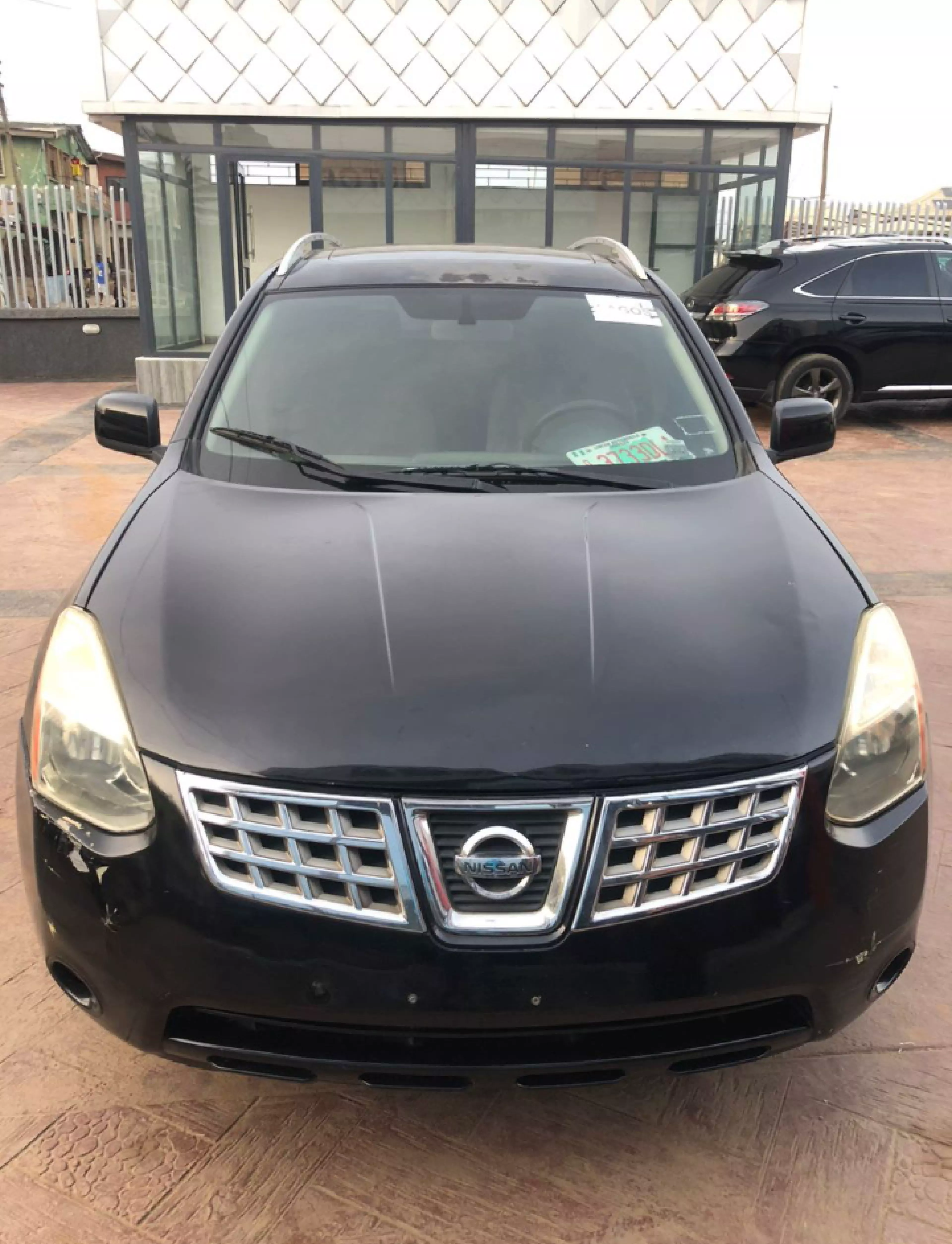 Nissan Rogue - 2009