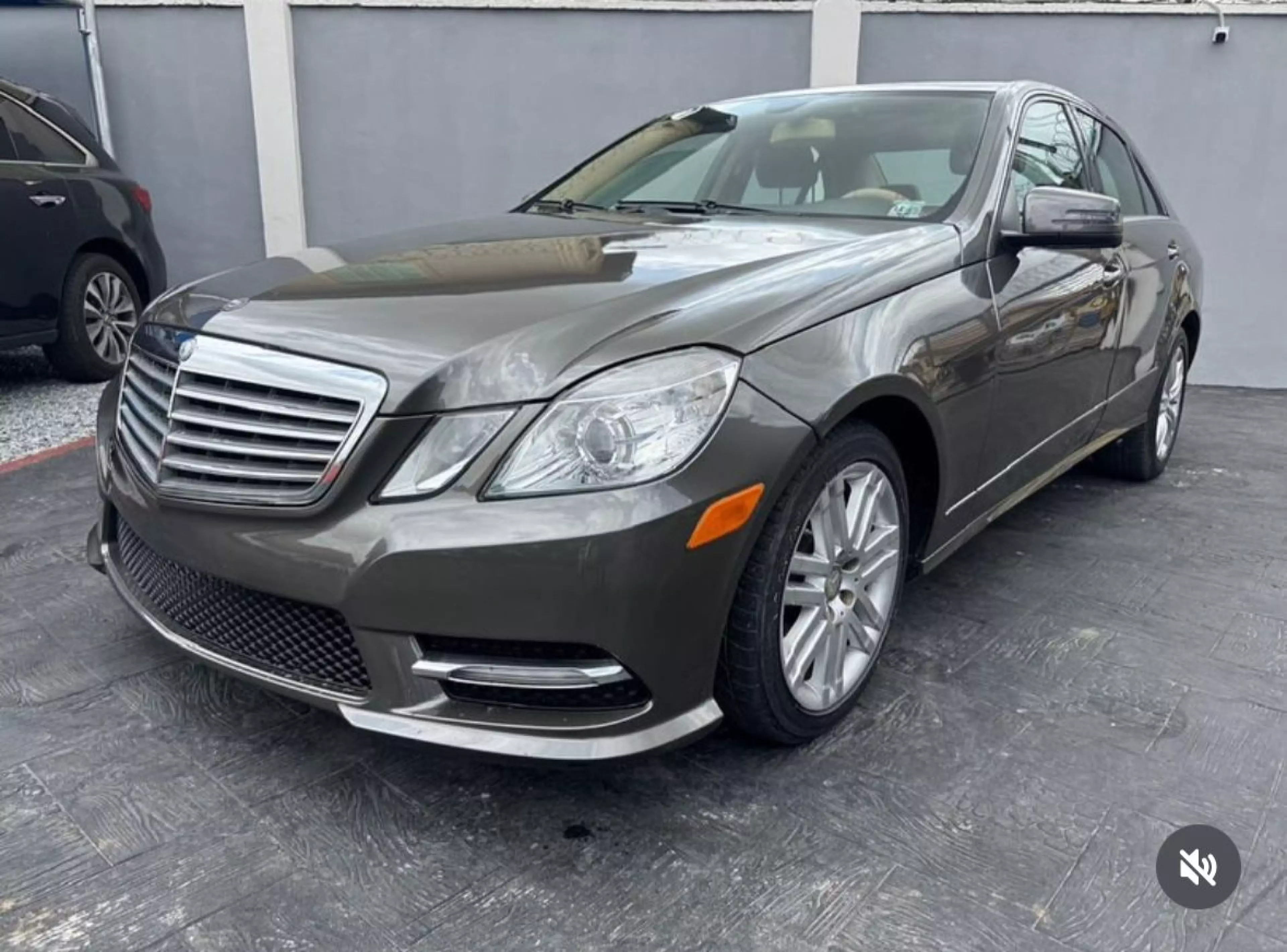 Mercedes-Benz E 350 - 2011