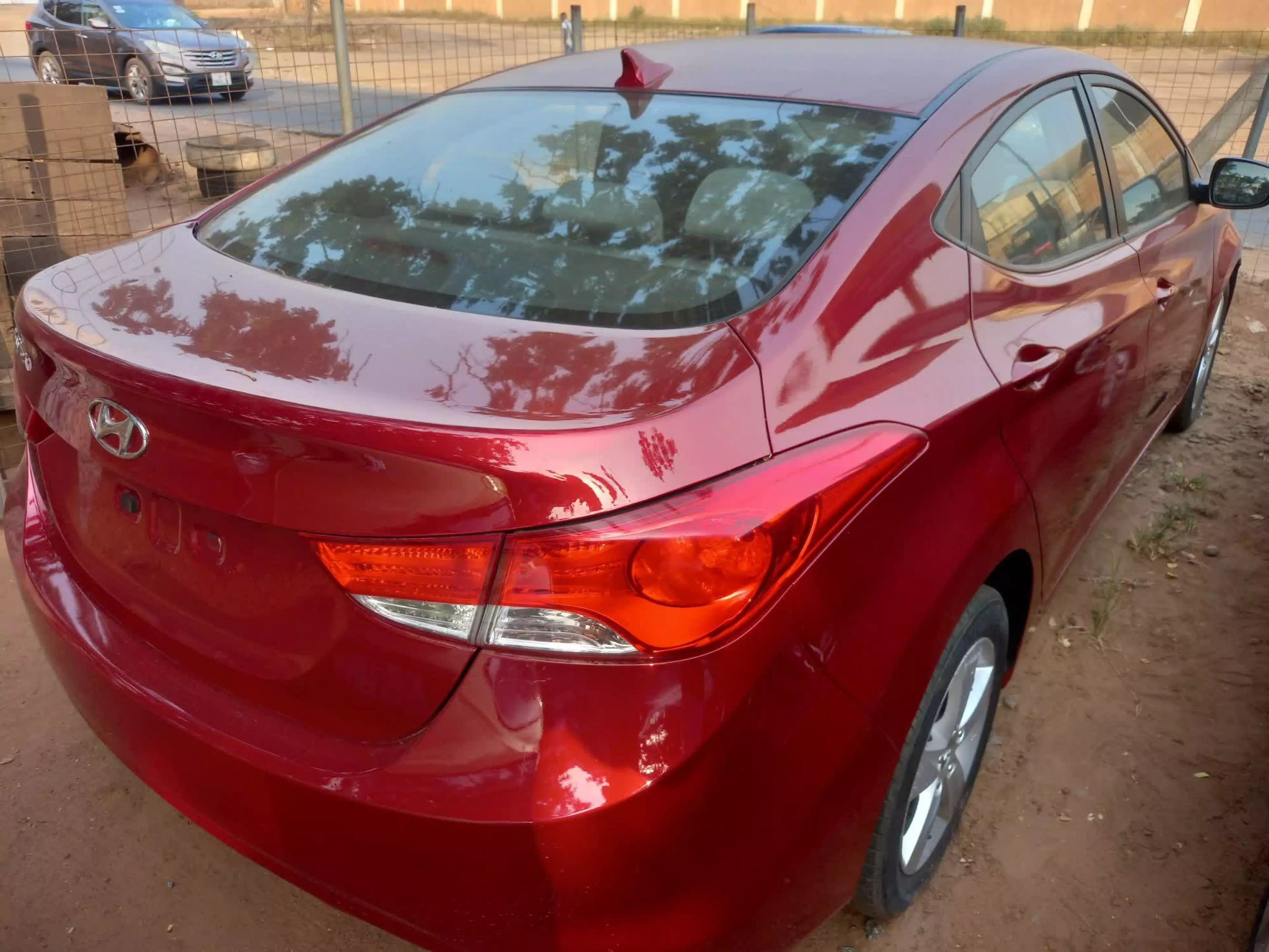 Hyundai Elantra - 2015