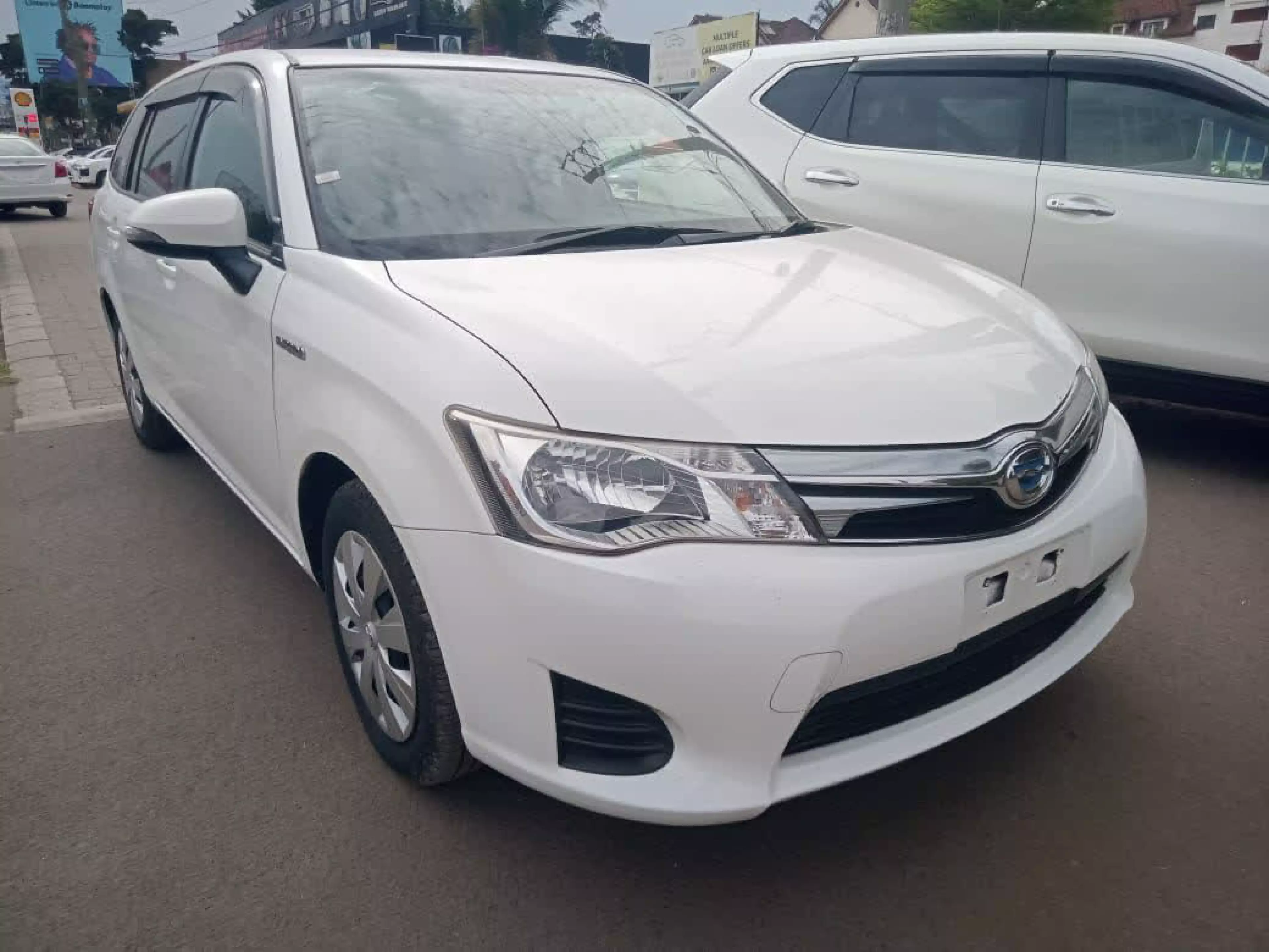 Toyota Fielder hybrid  - 2015