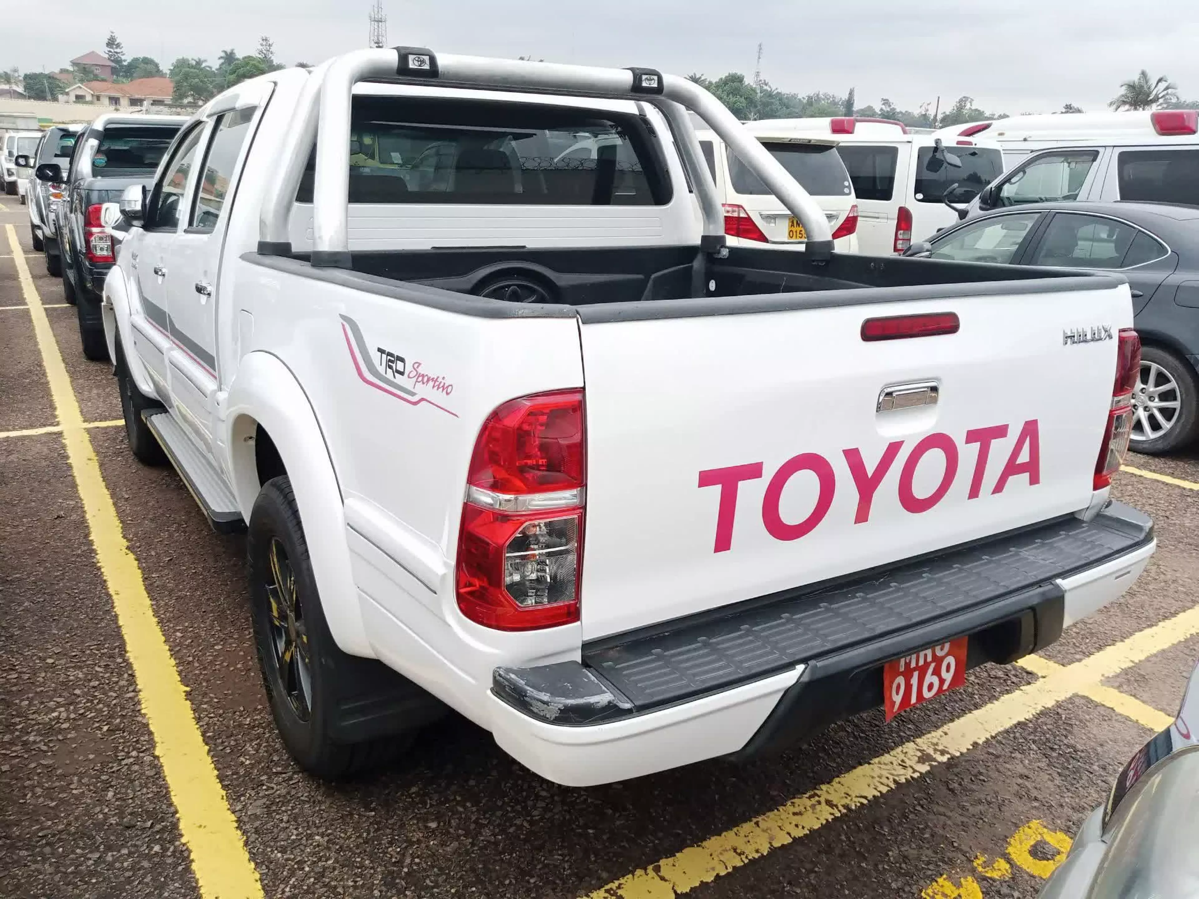 Toyota Hilux  - 2012