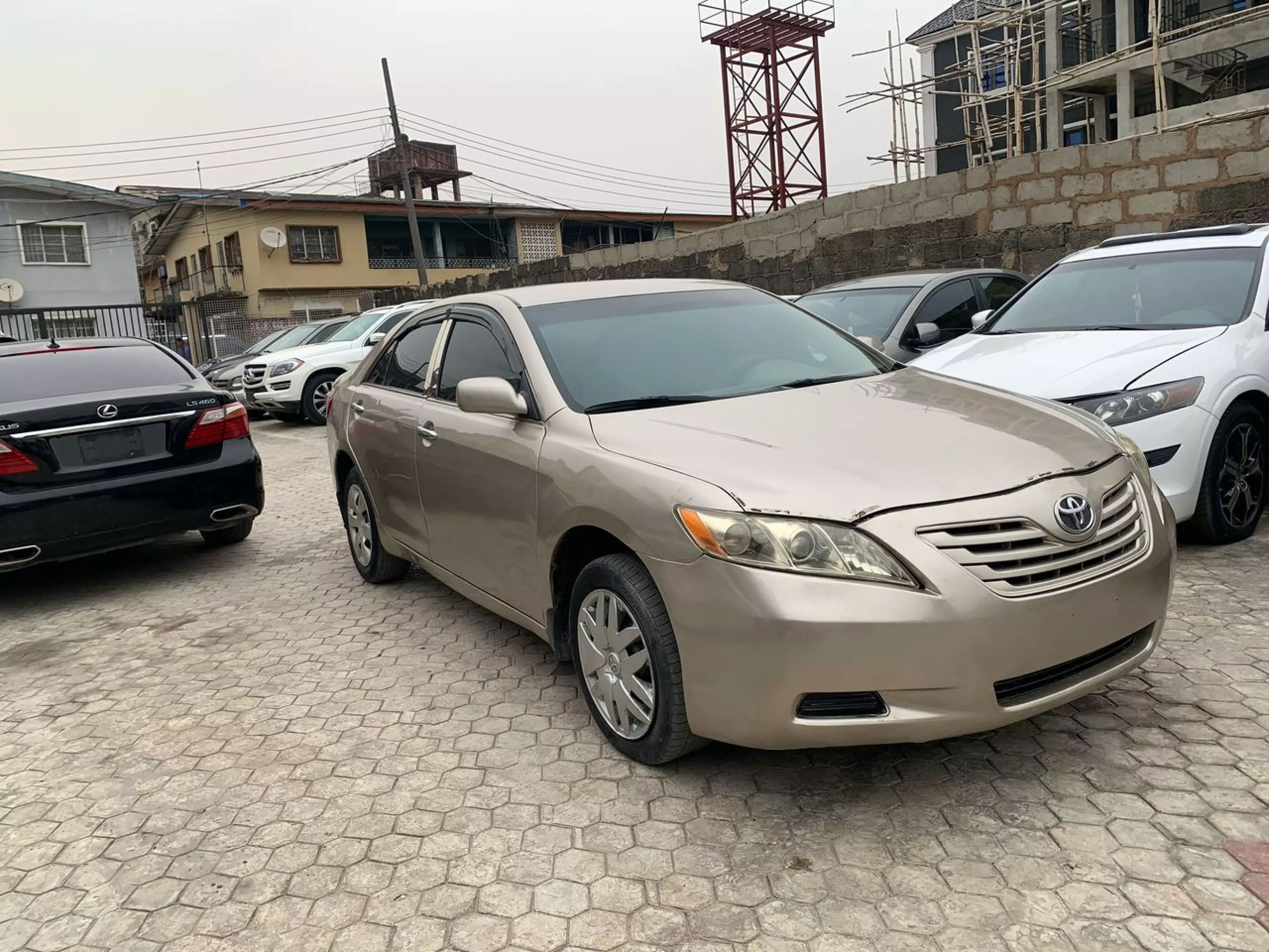 Toyota Camry   - 2009