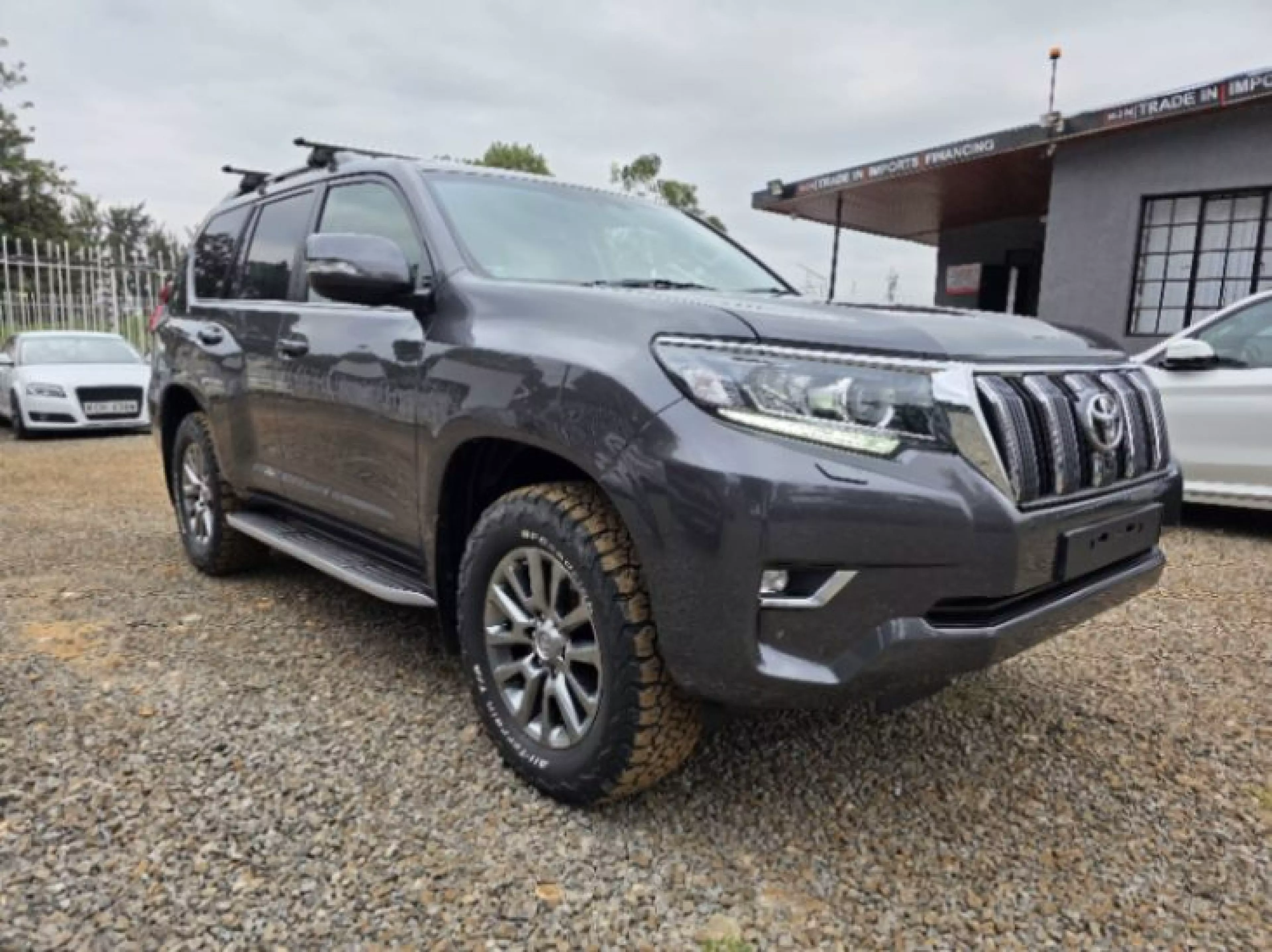 Toyota Landcruiser Prado - 2018