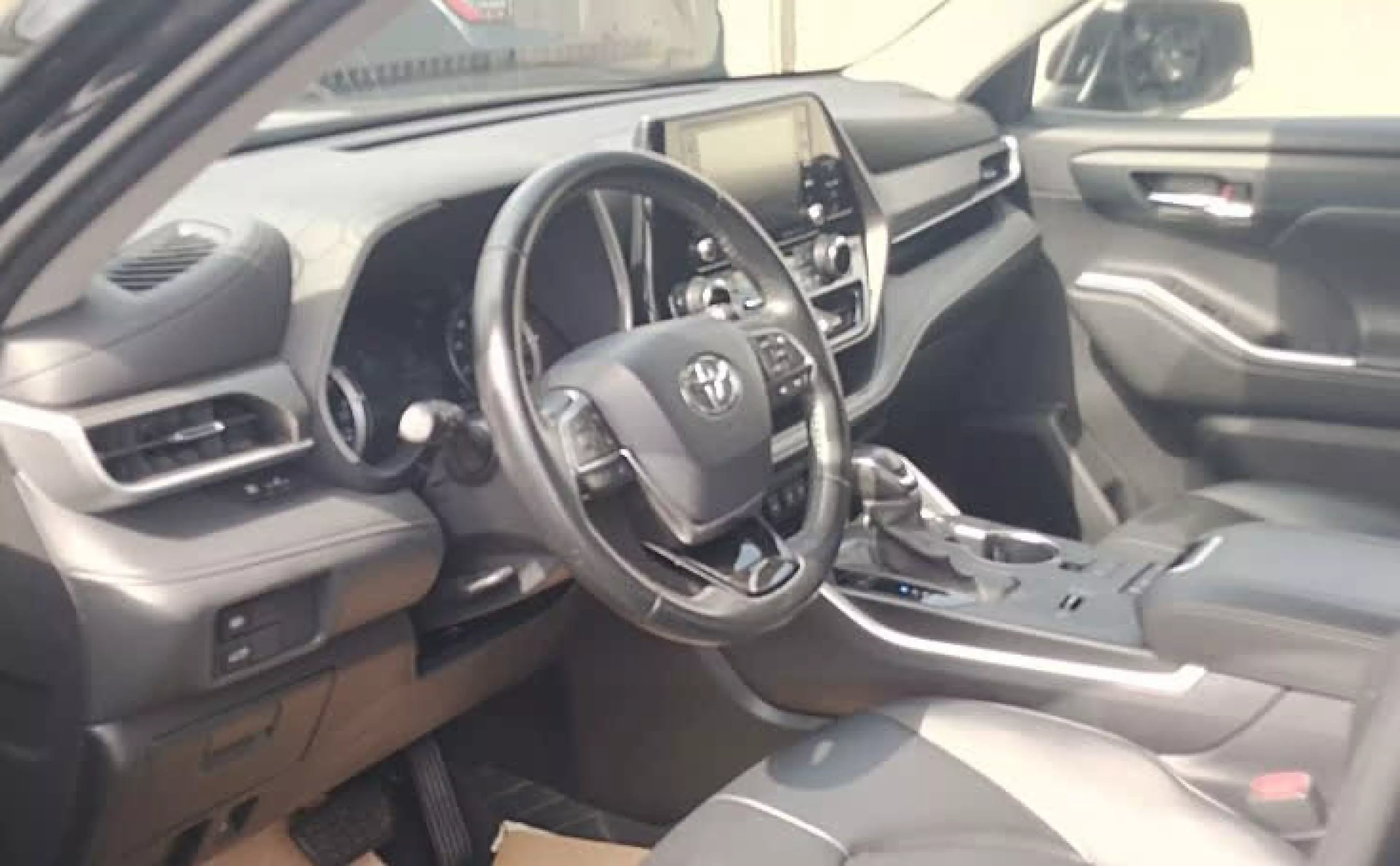 Toyota Grand Highlander   - 2020