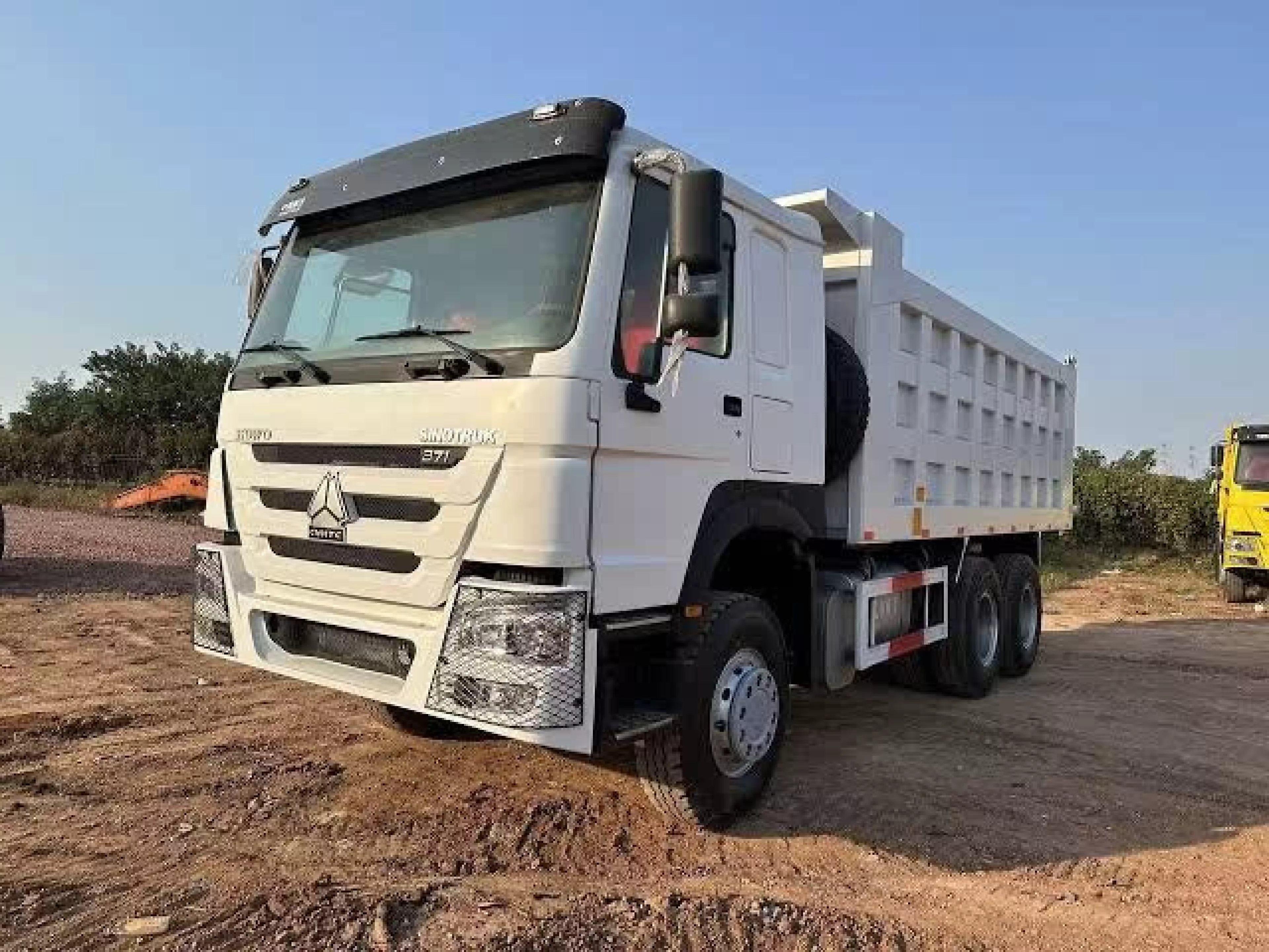 HOWO Sinotruck - 2024