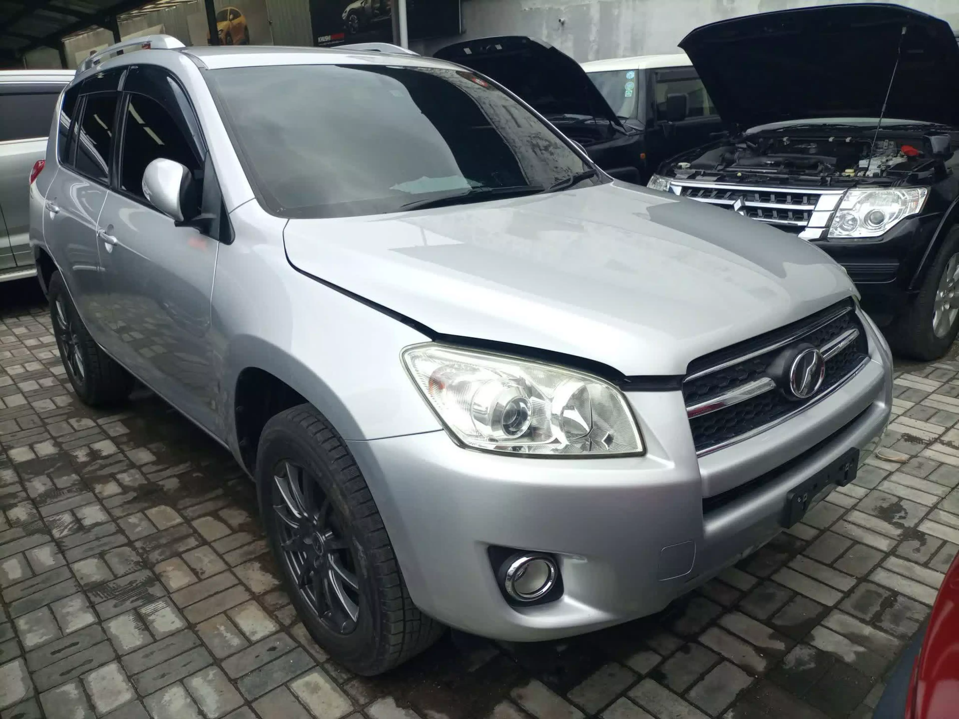 Toyota RAV 4 - 2016