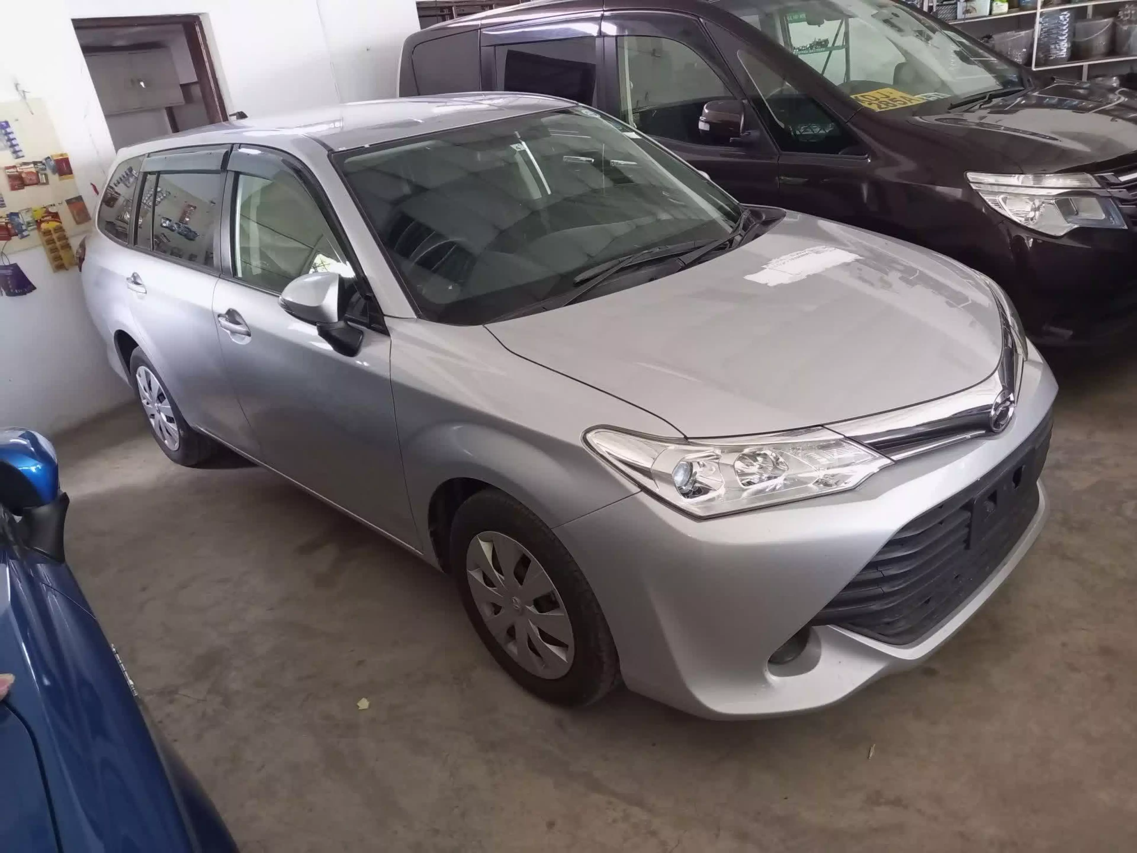 Toyota Fielder  - 2017