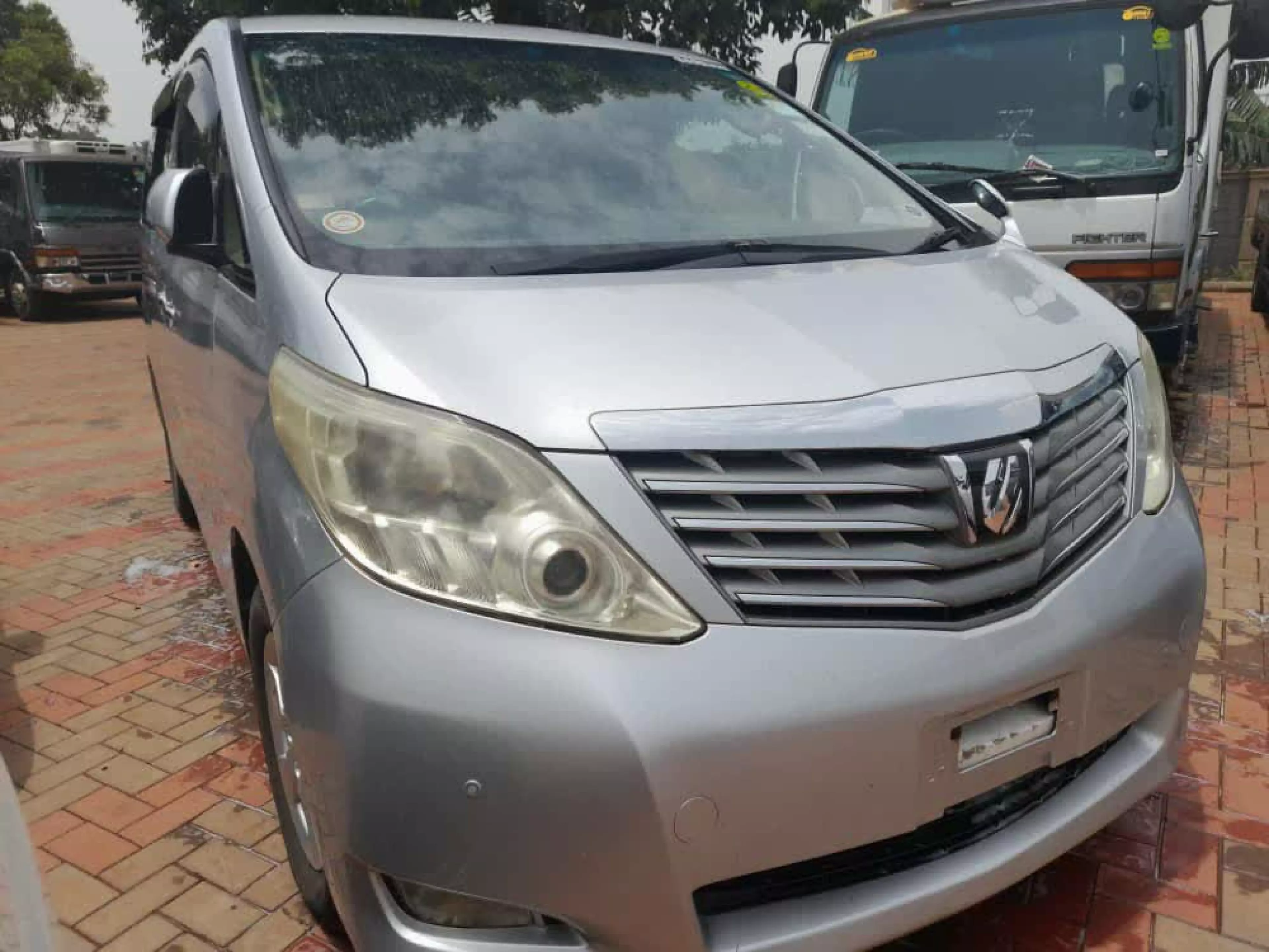 Toyota Alphard - 2008
