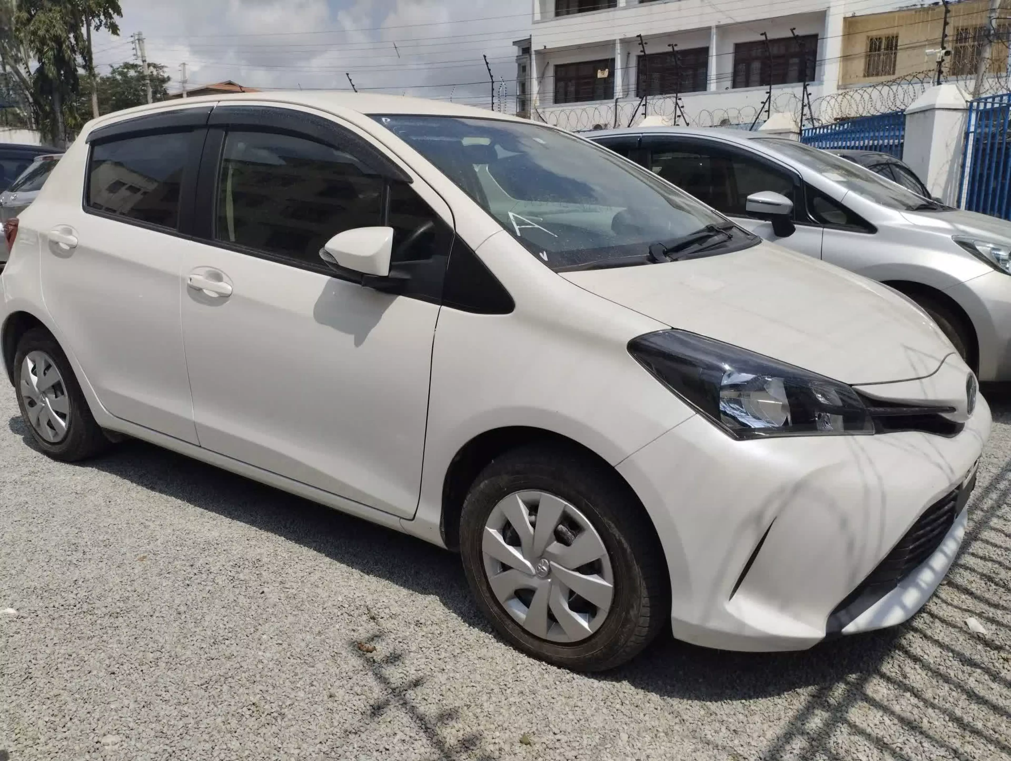 Toyota Vitz - 2016
