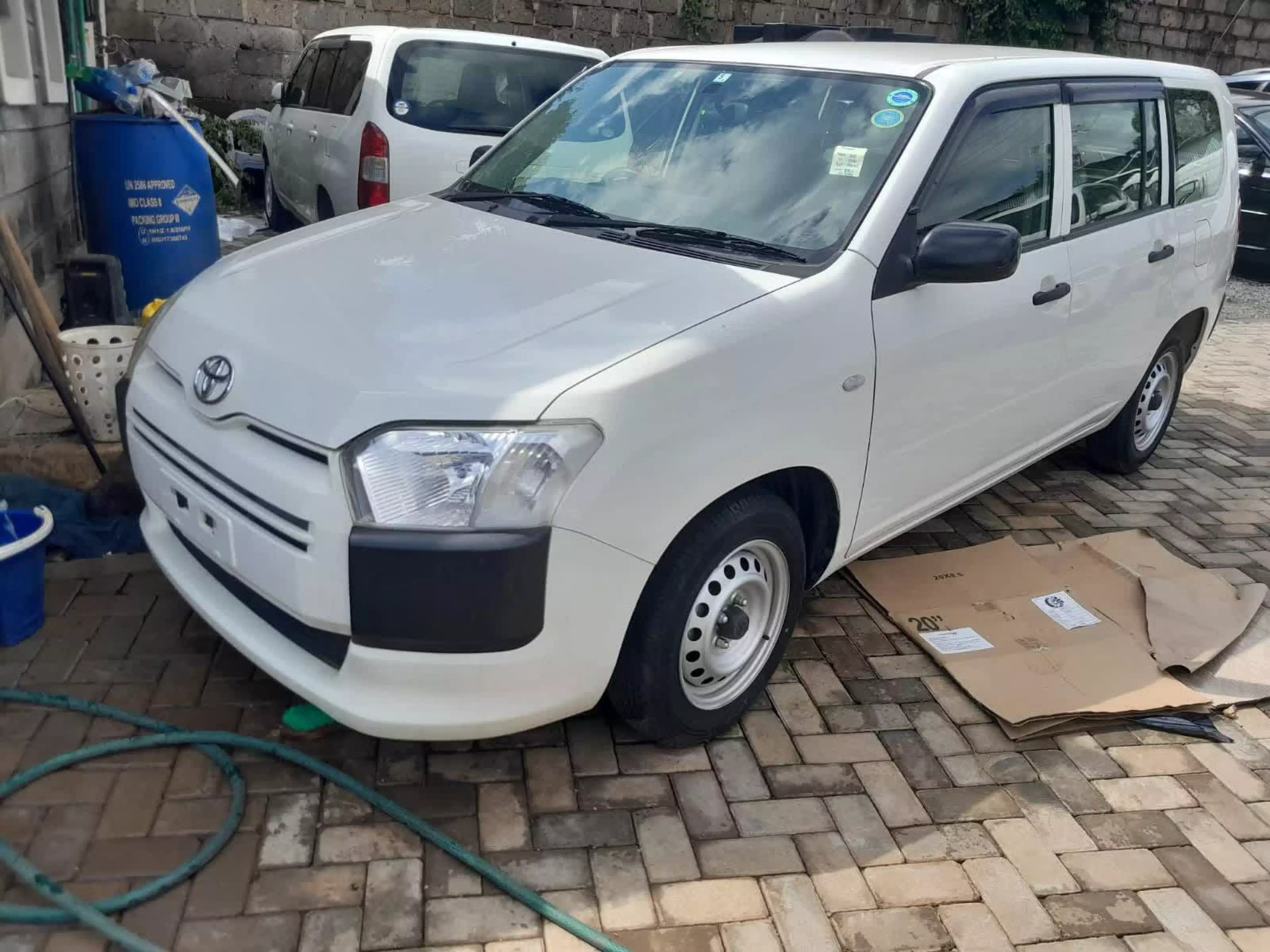 Toyota Probox  - 2016
