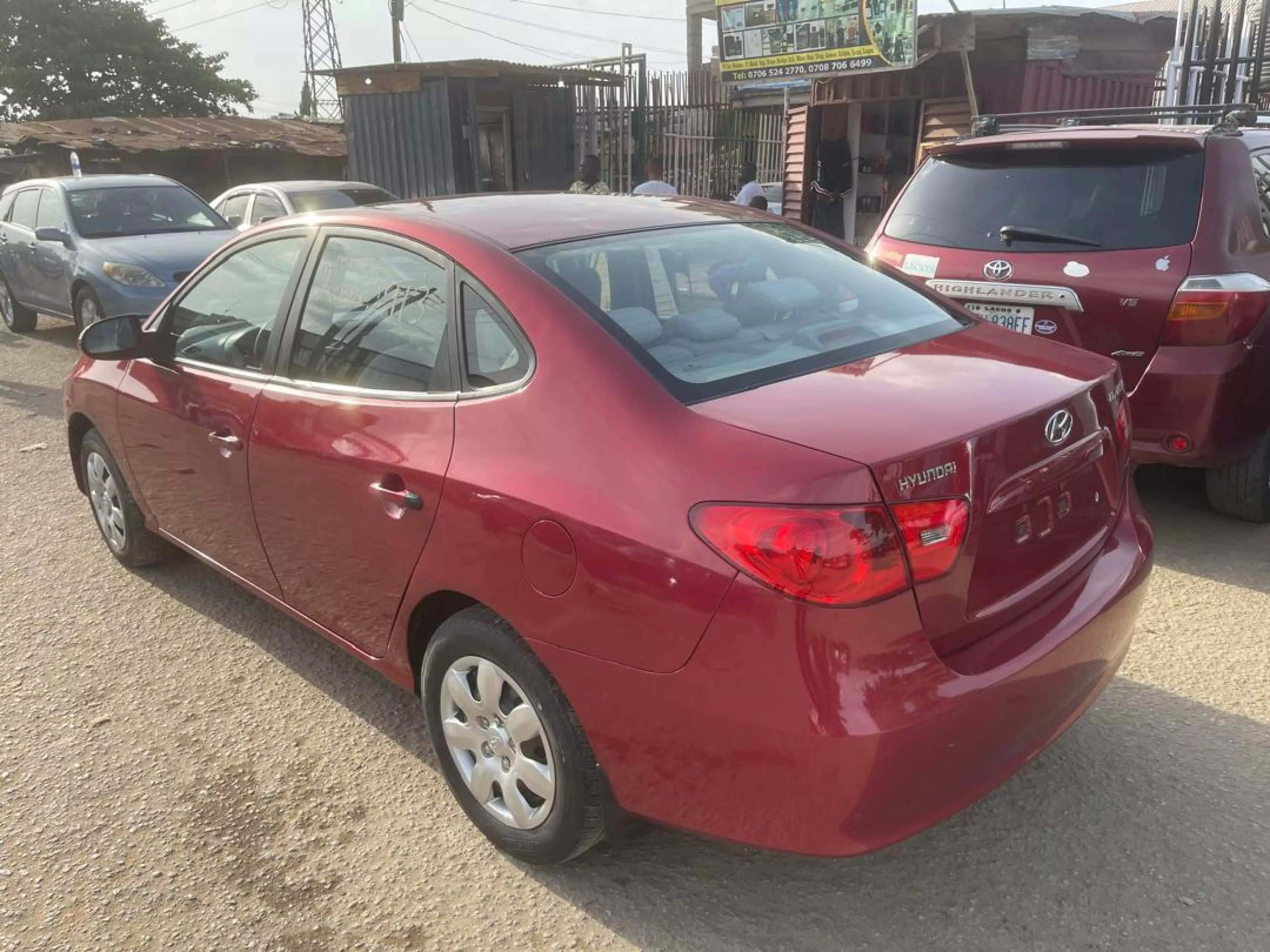 Hyundai Elantra   - 2007