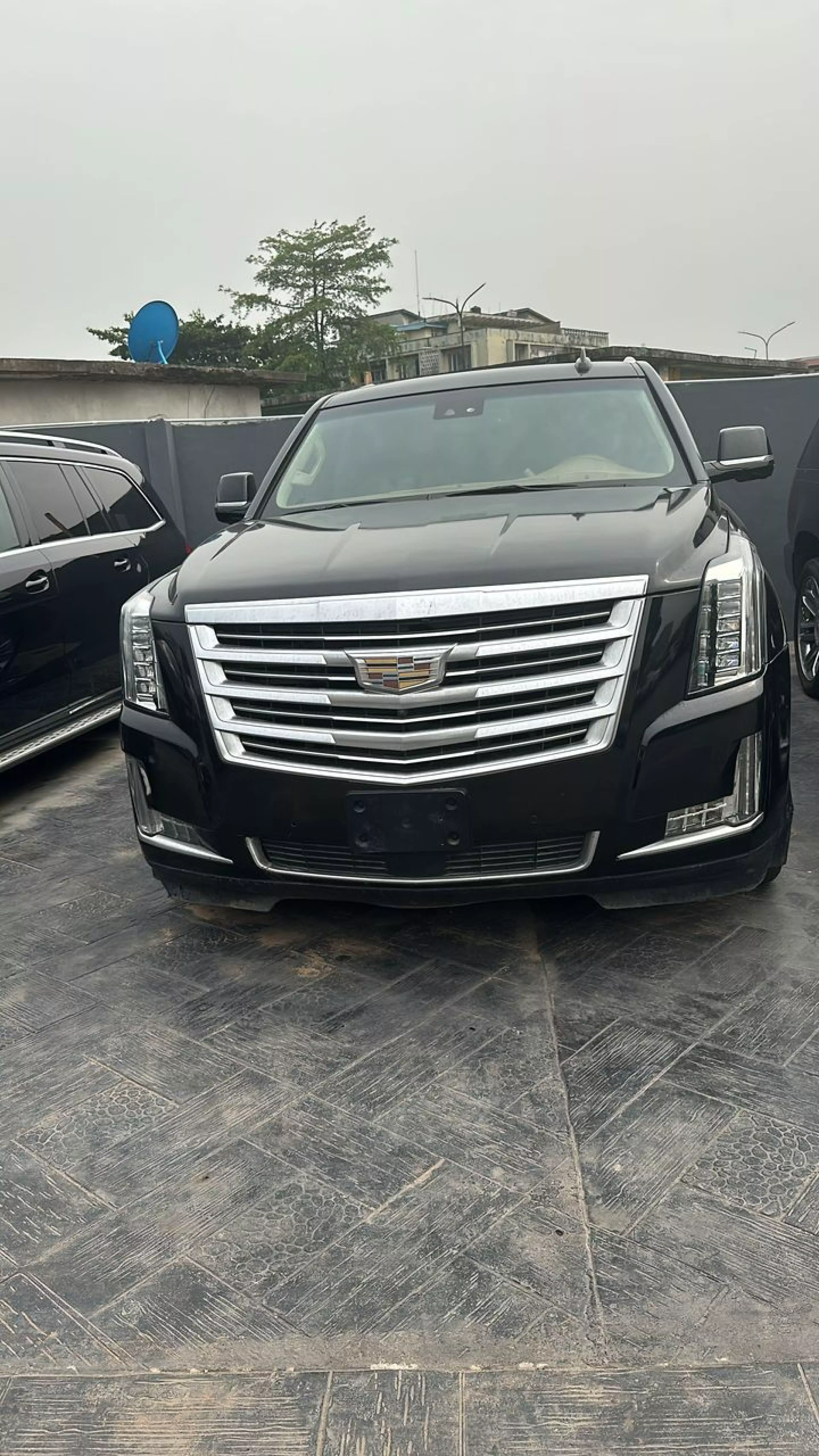 Cadillac Escalade - 2015