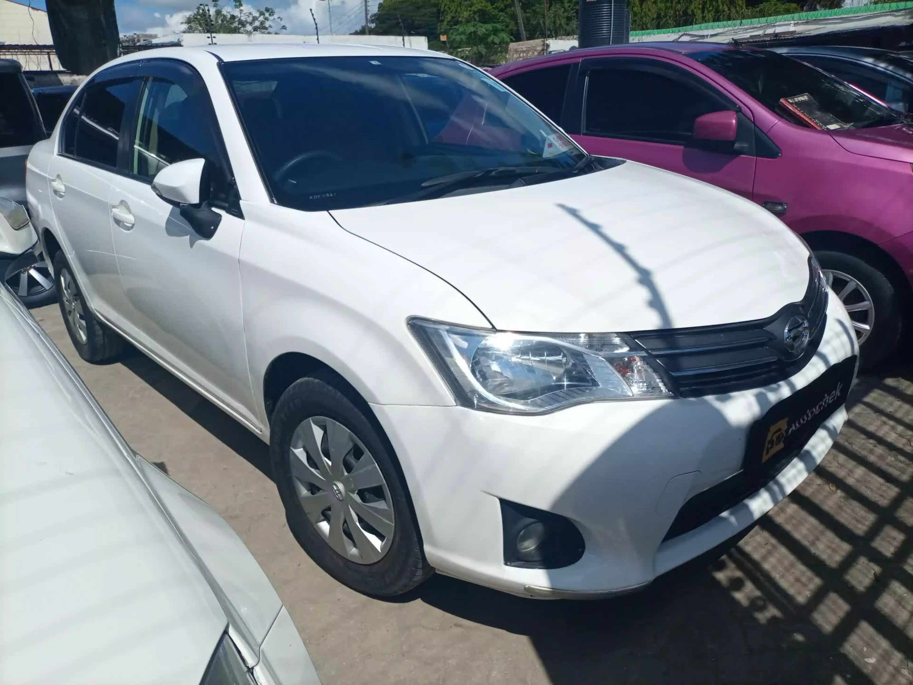 Toyota Axio  - 2014