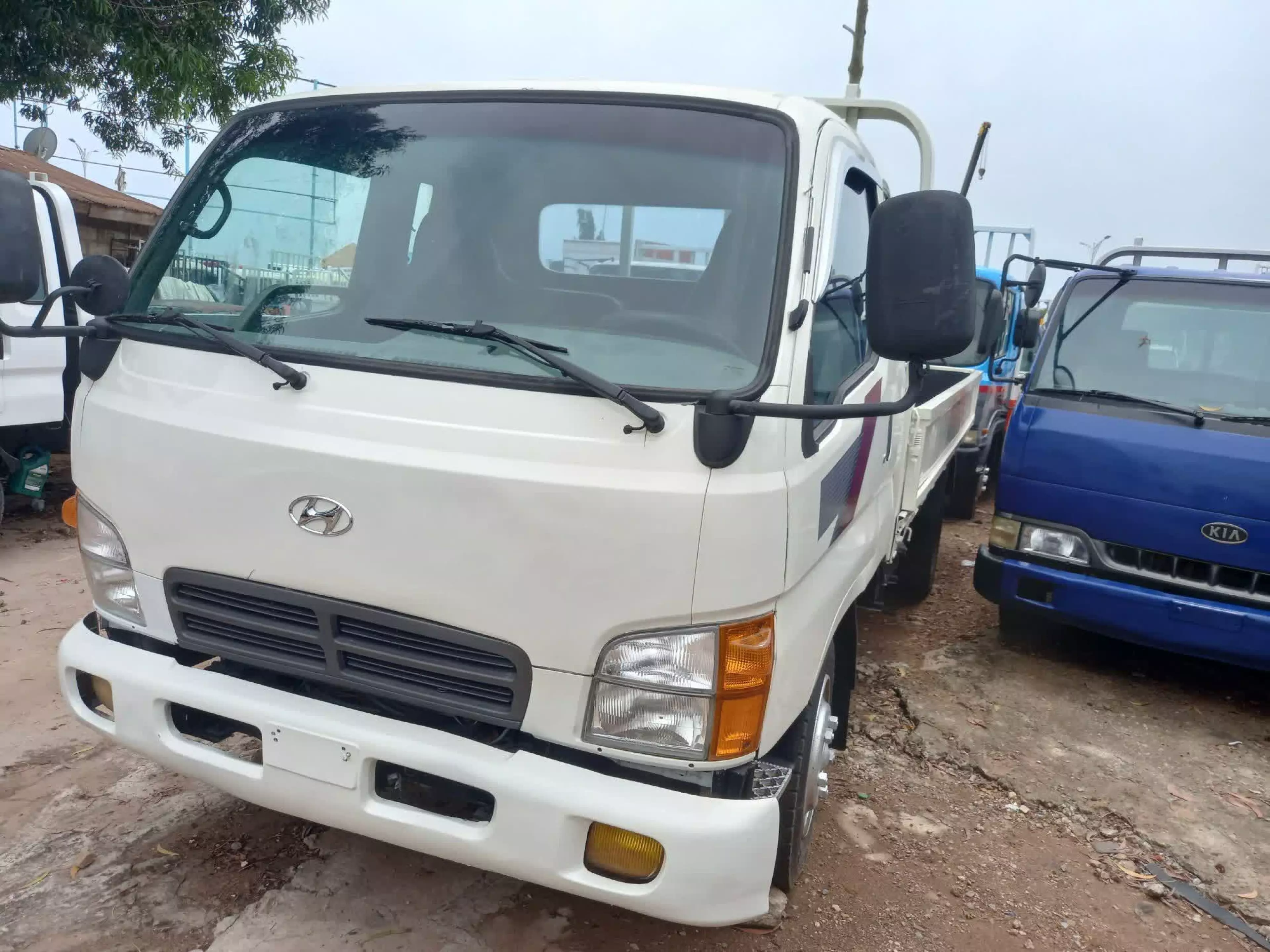 Hyundai Mighty - 2004