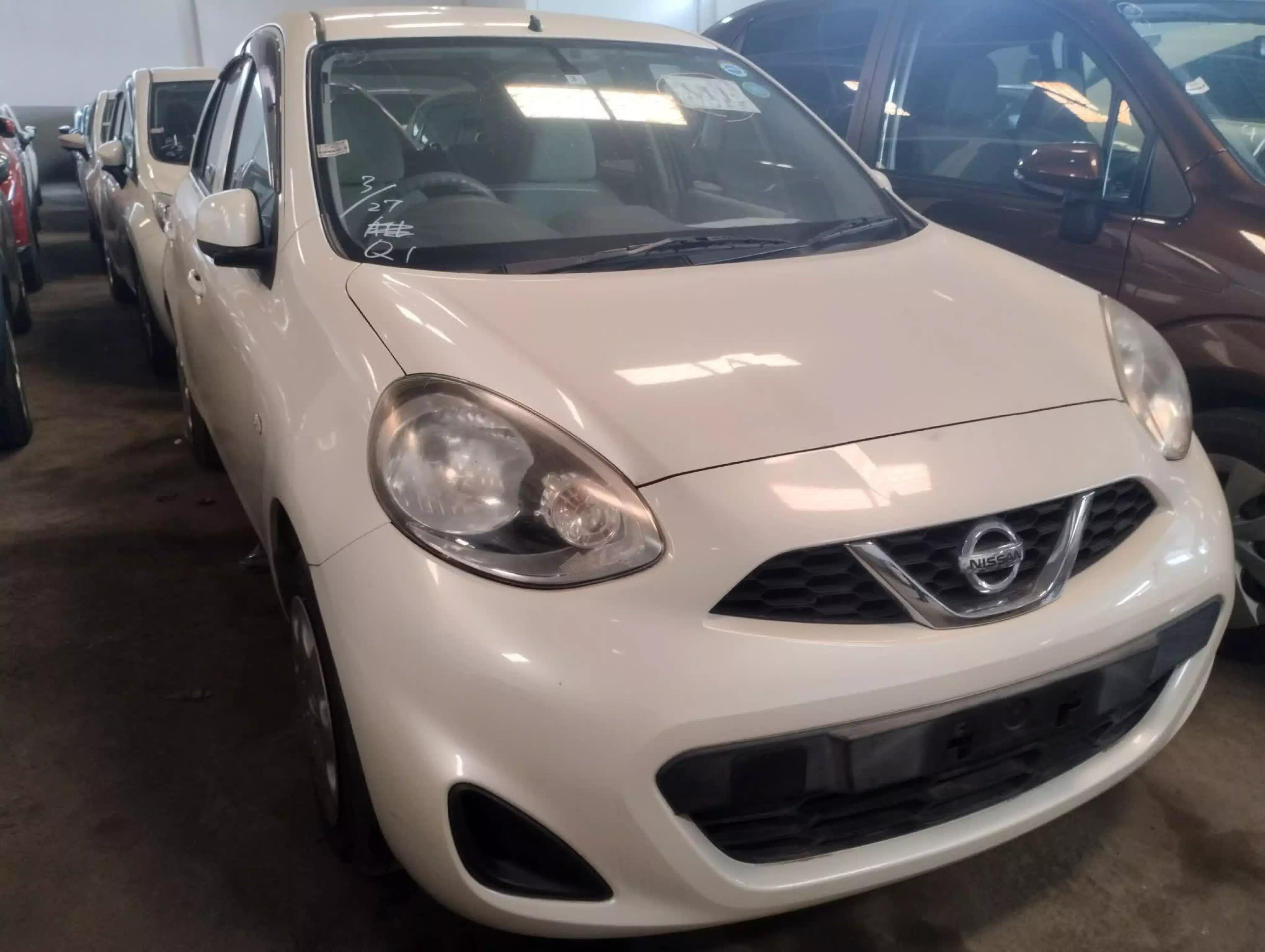 Nissan March  - 2015