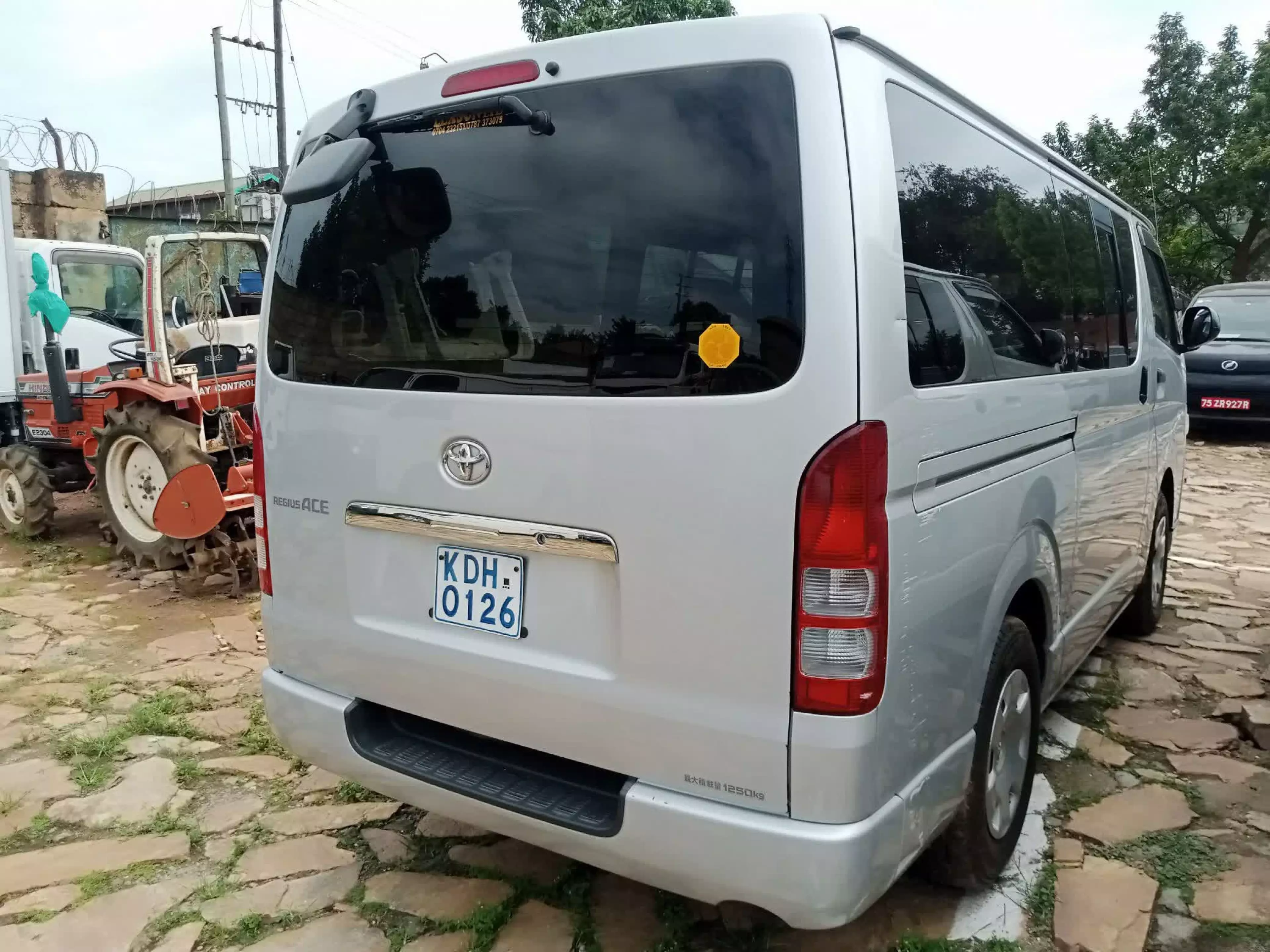 Toyota Hiace - 2010