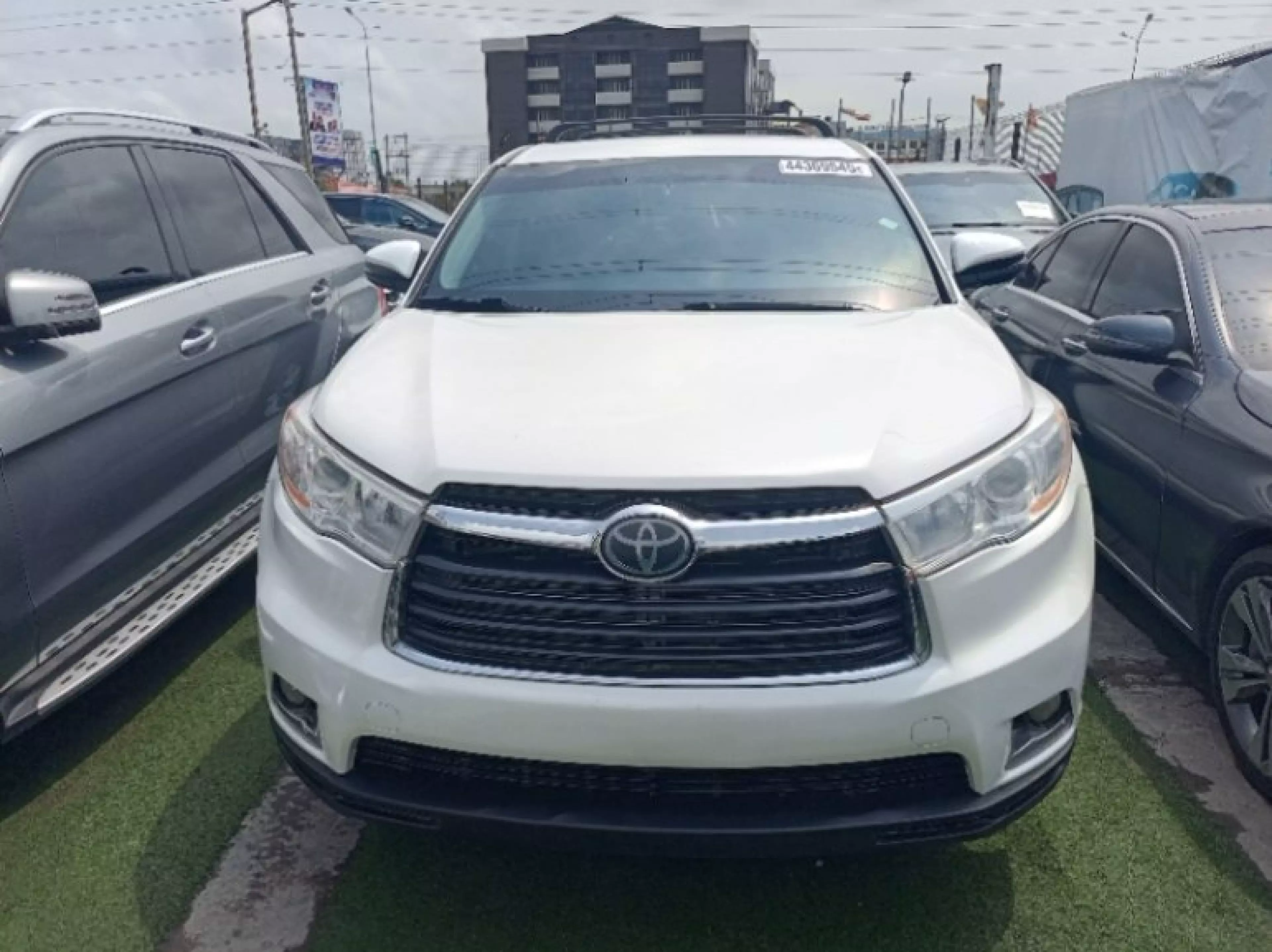 Toyota Highlander - 2015