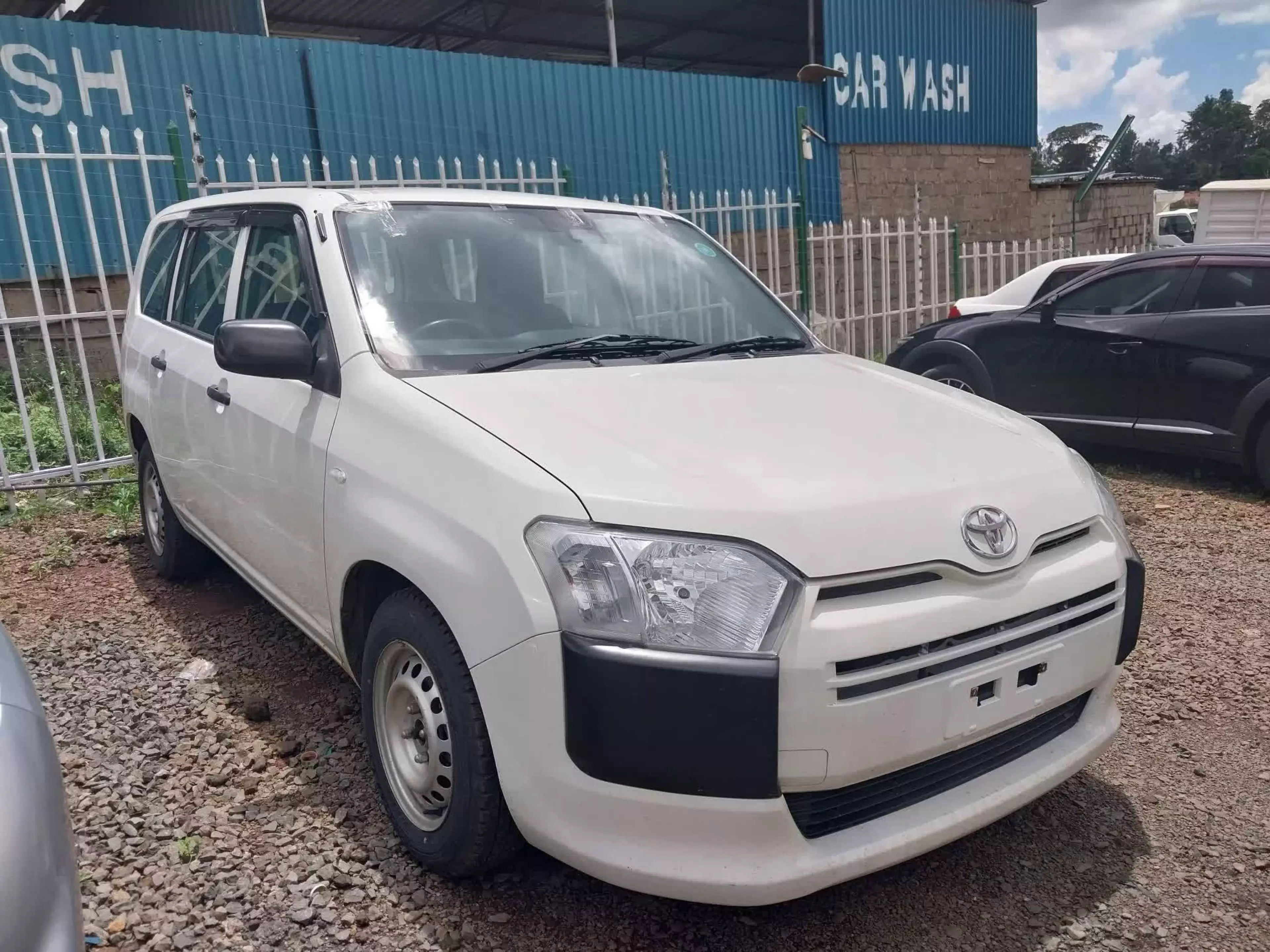 Toyota Probox  - 2017