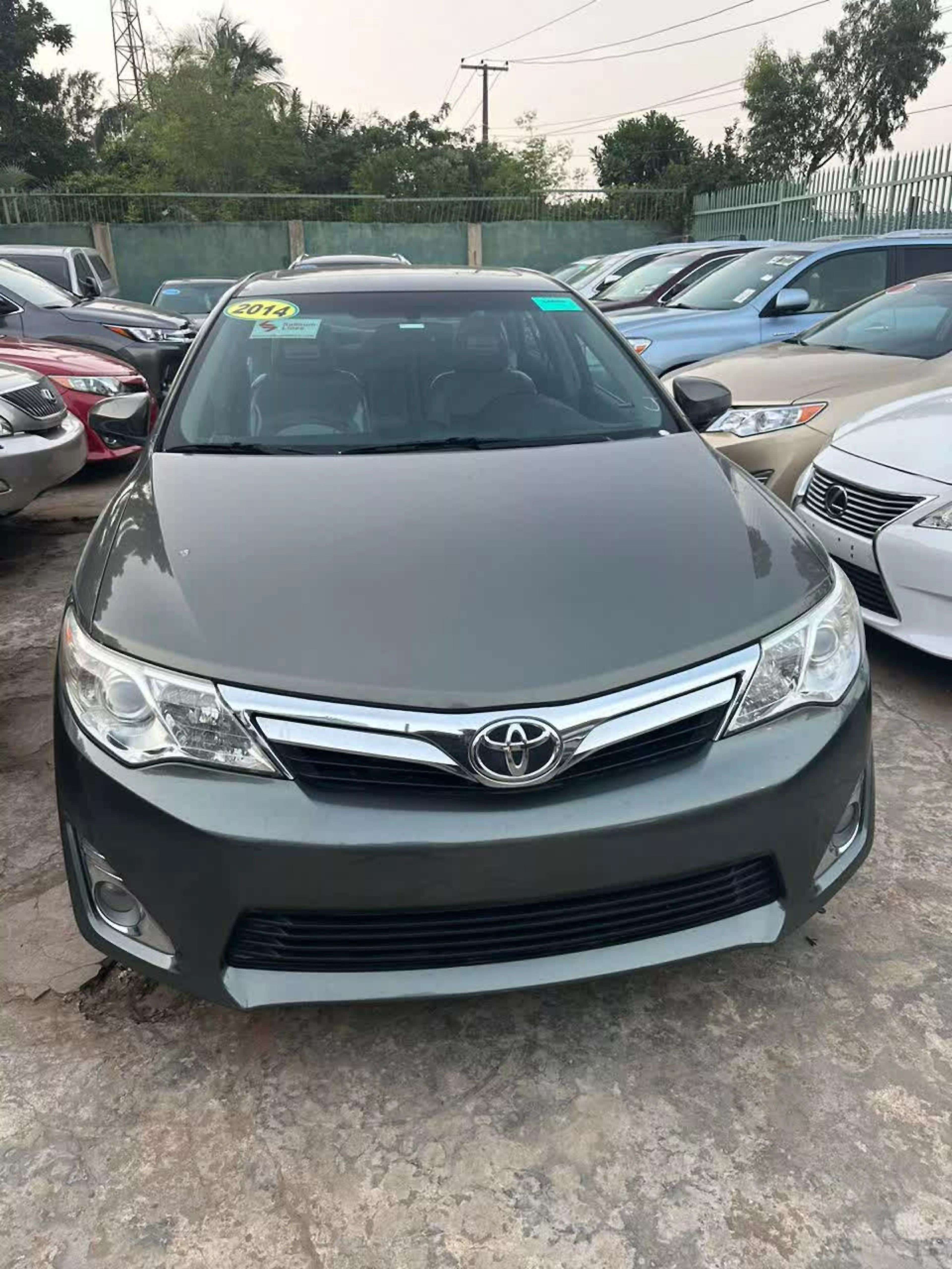 Toyota Camry - 2014