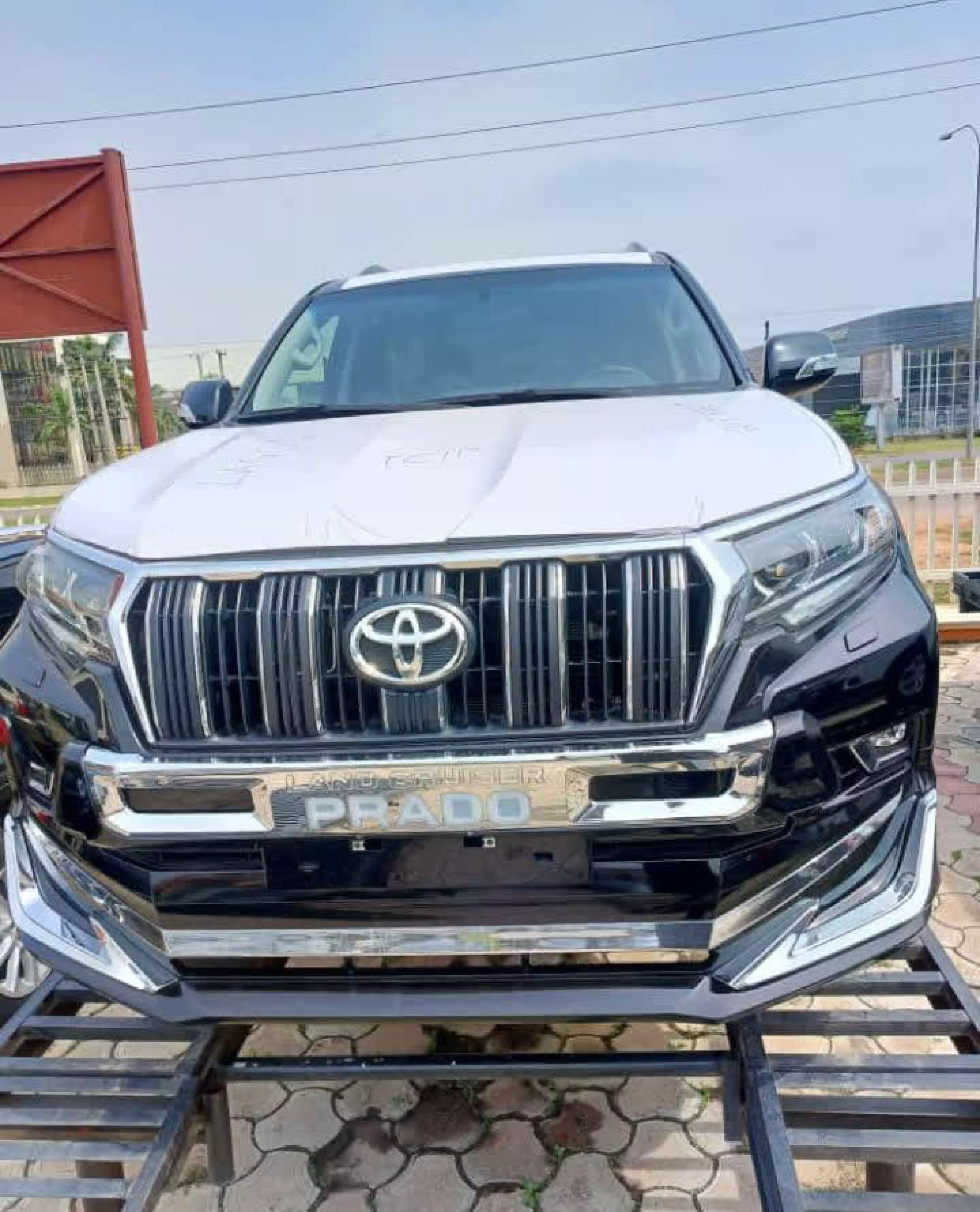 Toyota Landcruiser Prado - 2022