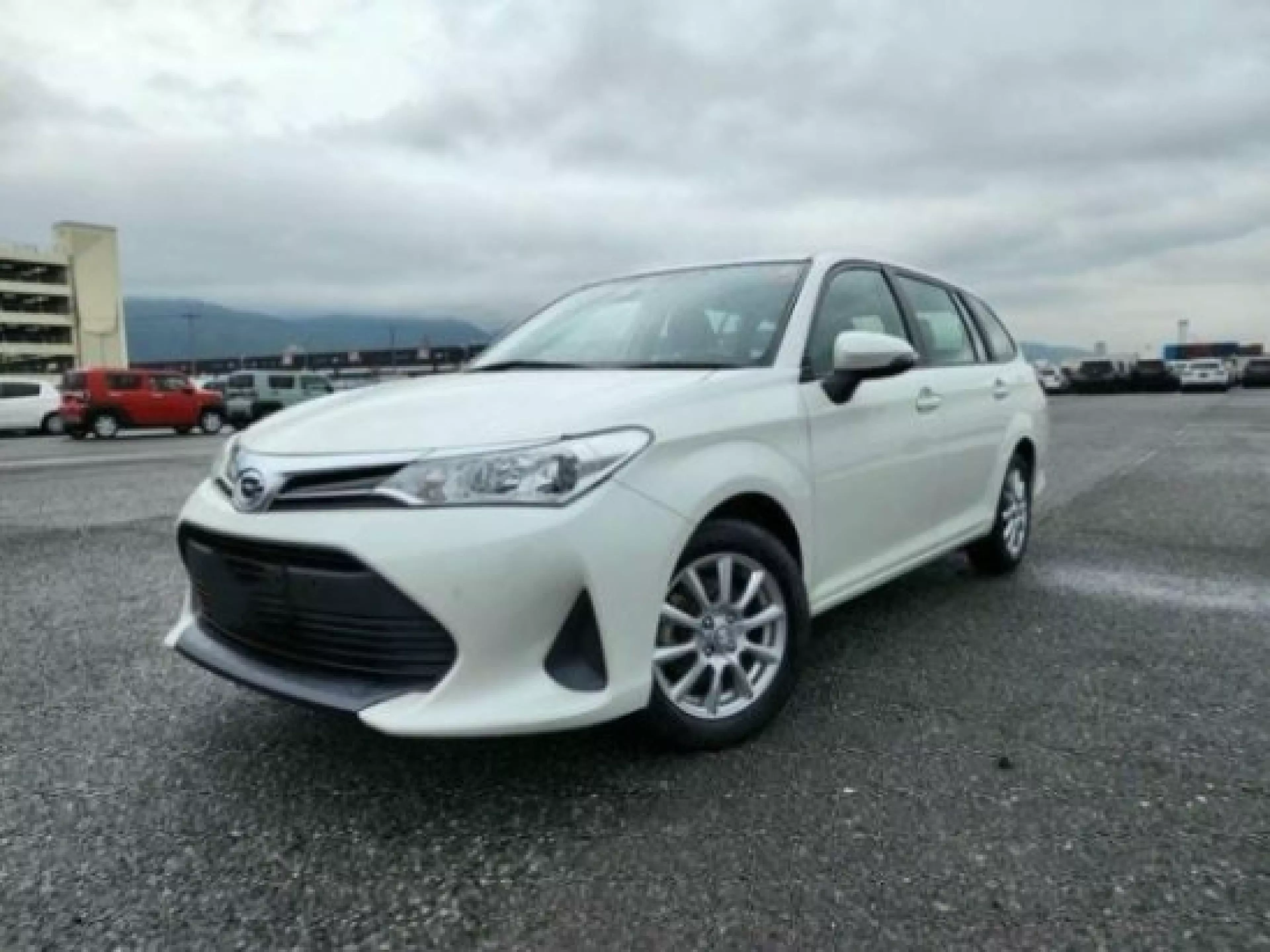Toyota Fielder  - 2018