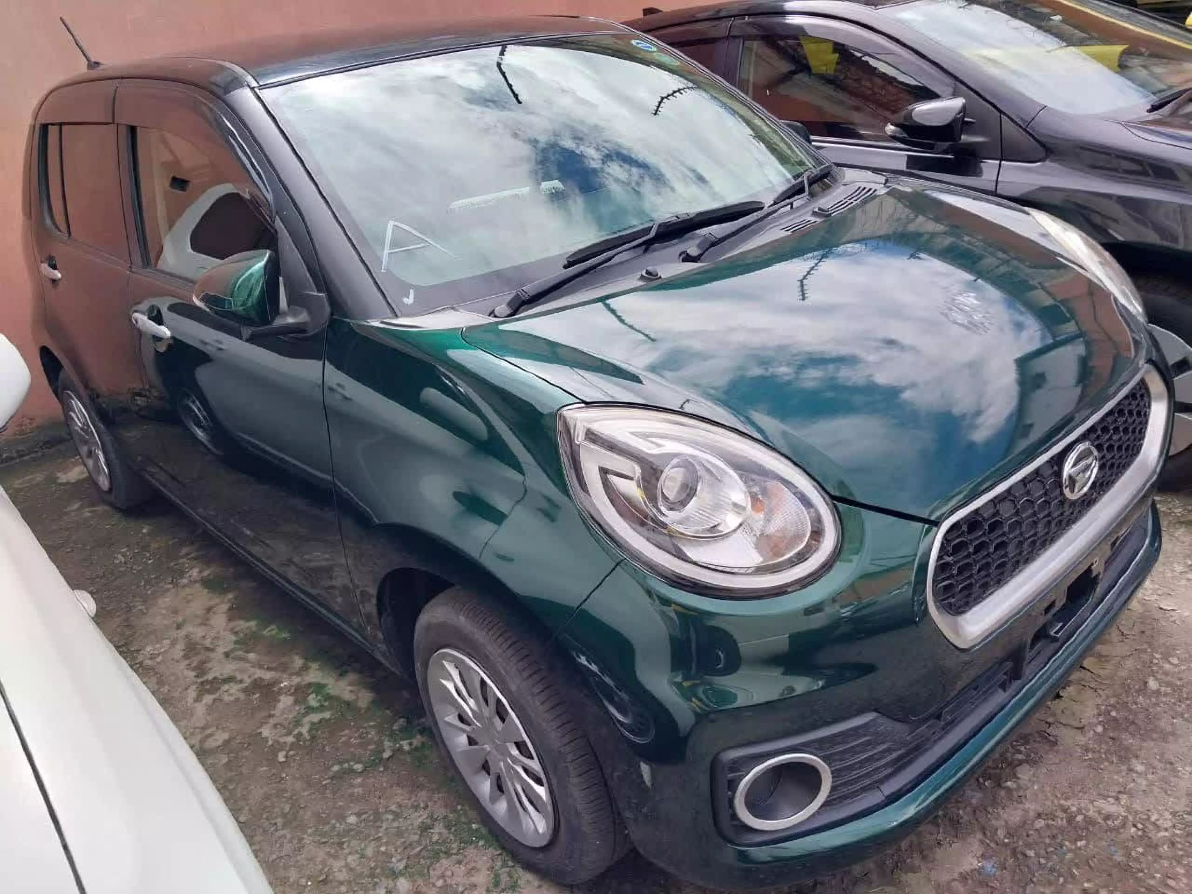 Daihatsu Boon  - 2016