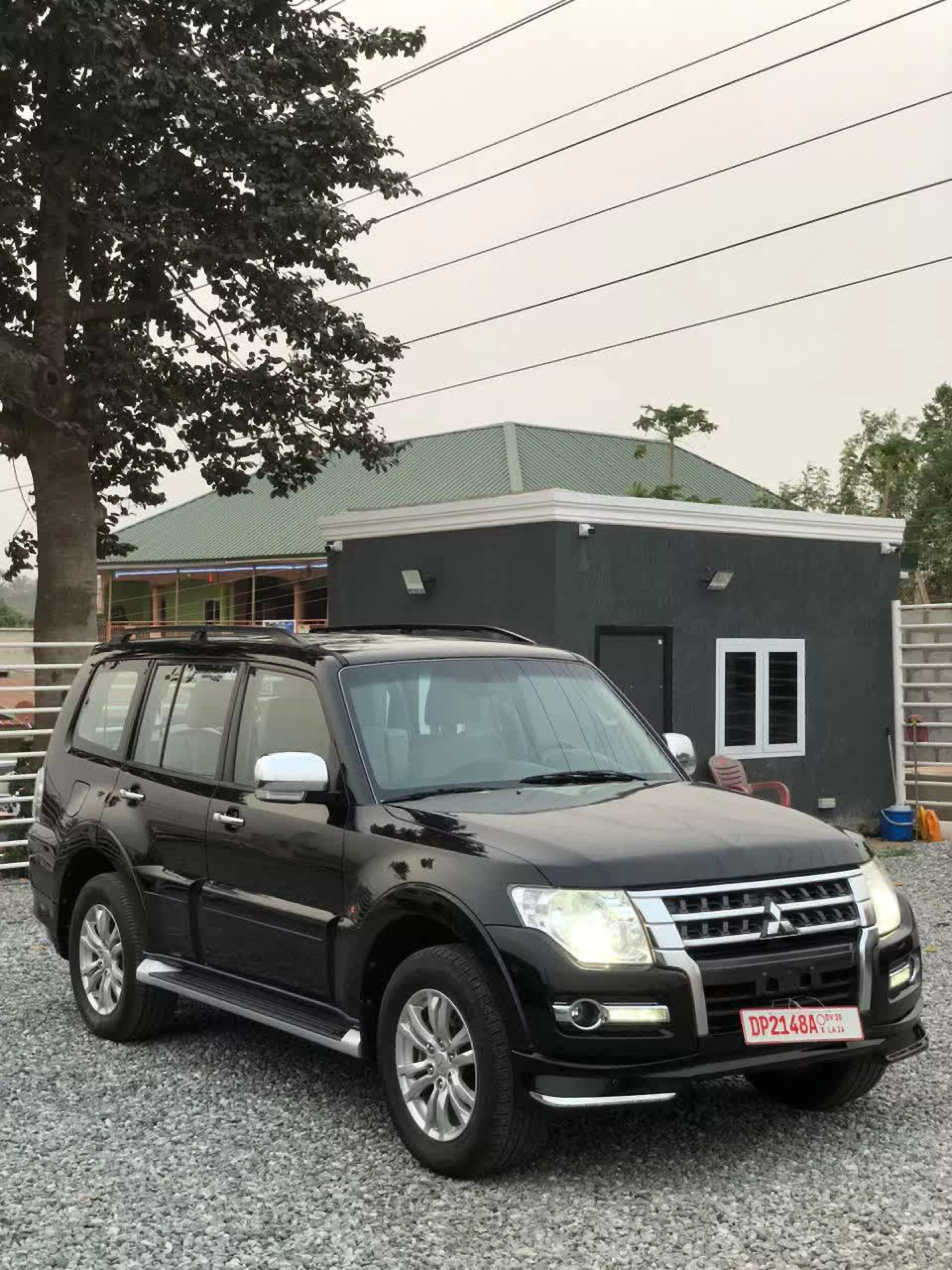 Mitsubishi Pajero Sport - 2017