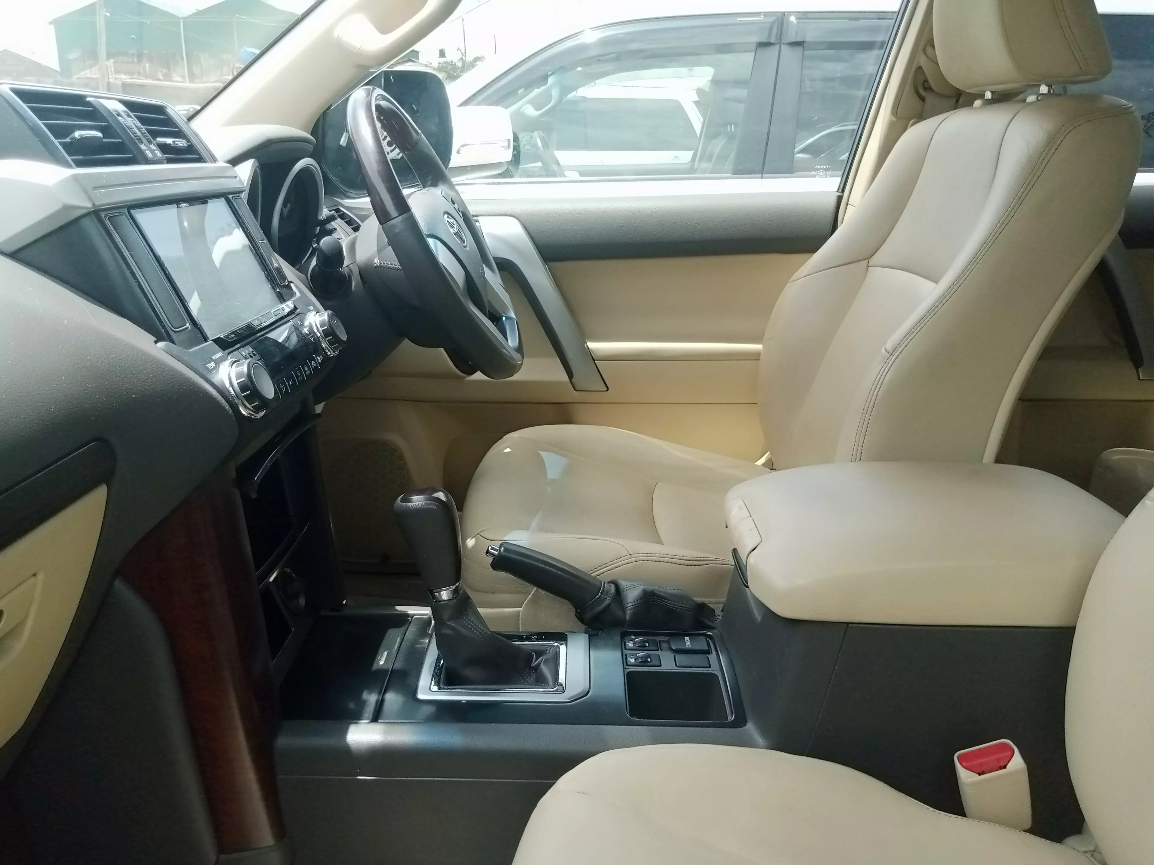 Toyota Landcruiser Prado   - 2017