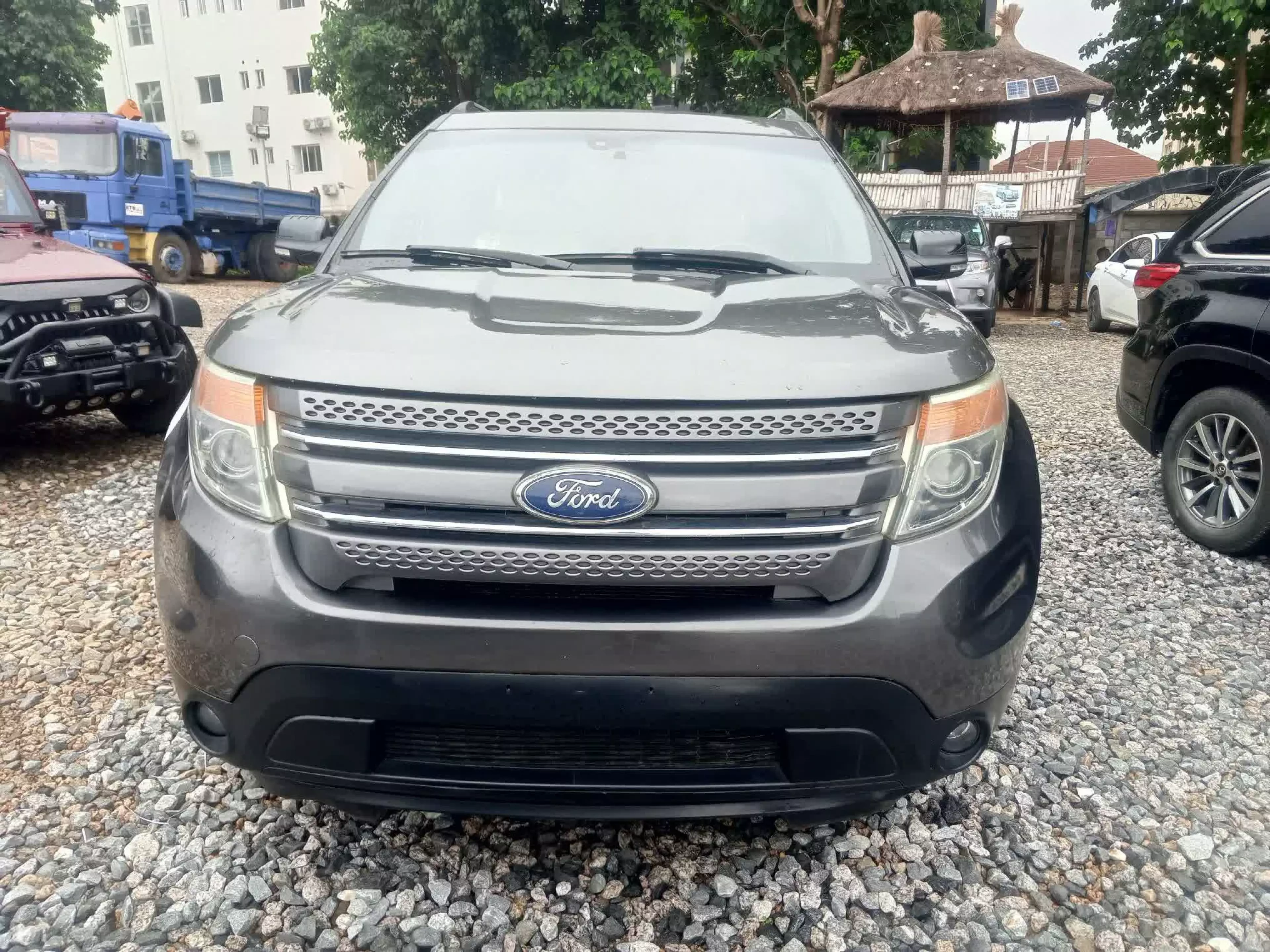 Ford Explorer   - 2015