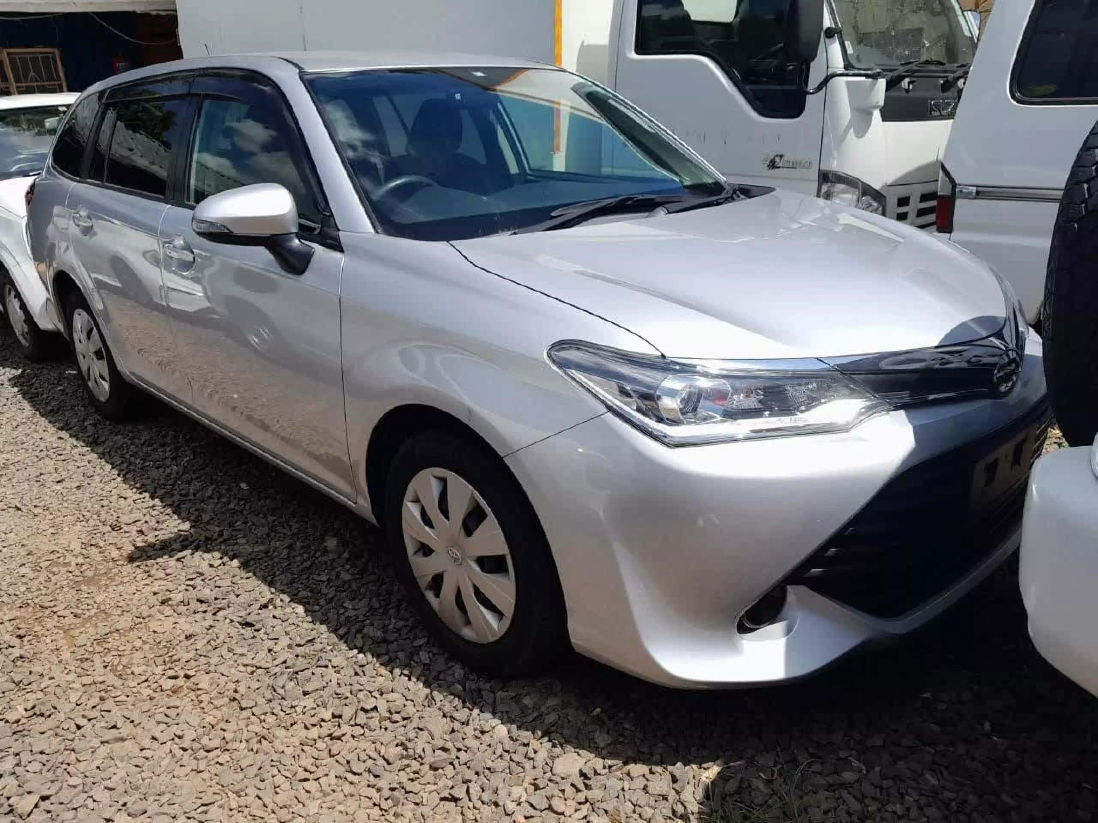 Toyota Fielder  - 2016