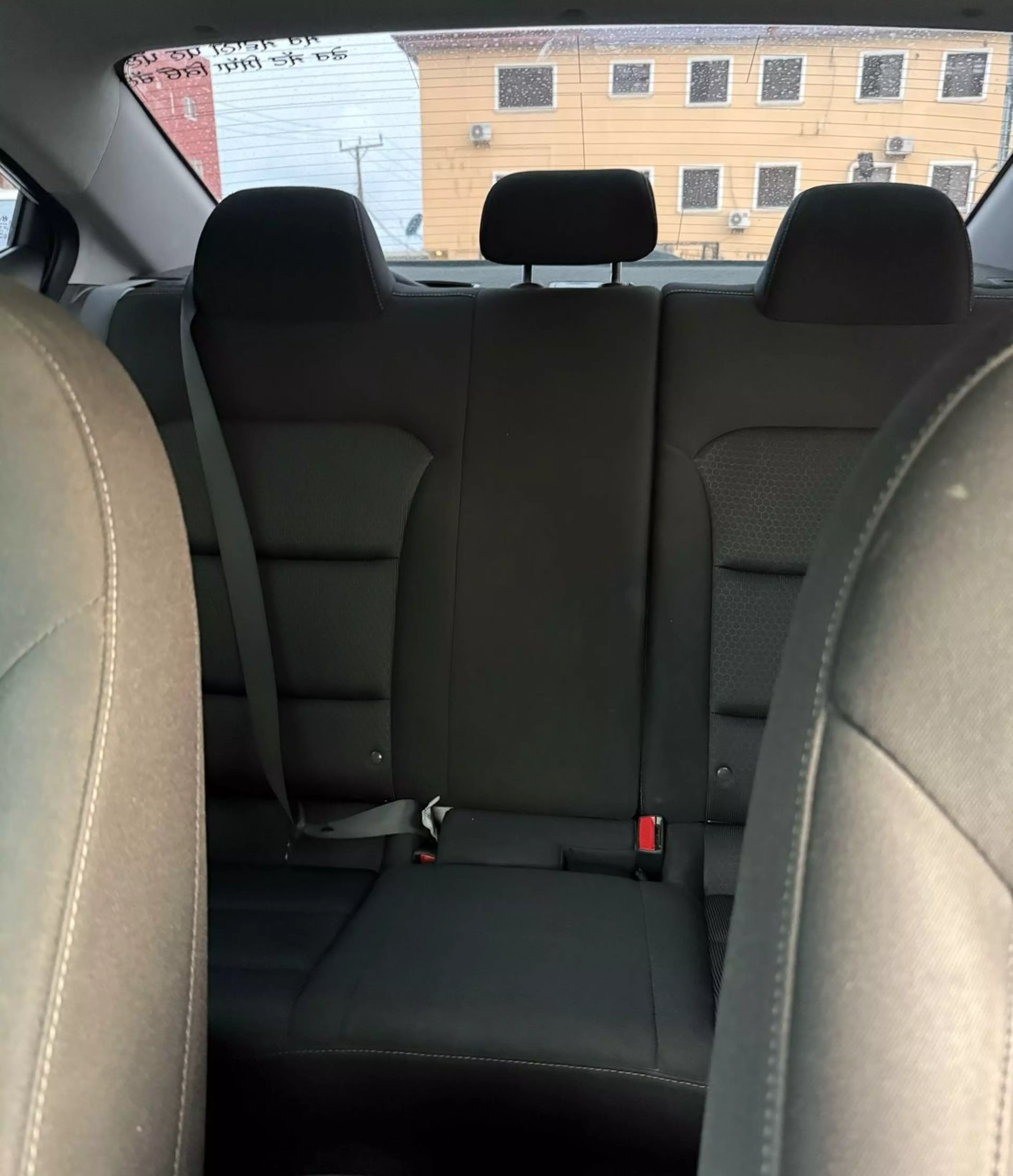 Hyundai Elantra   - 2017