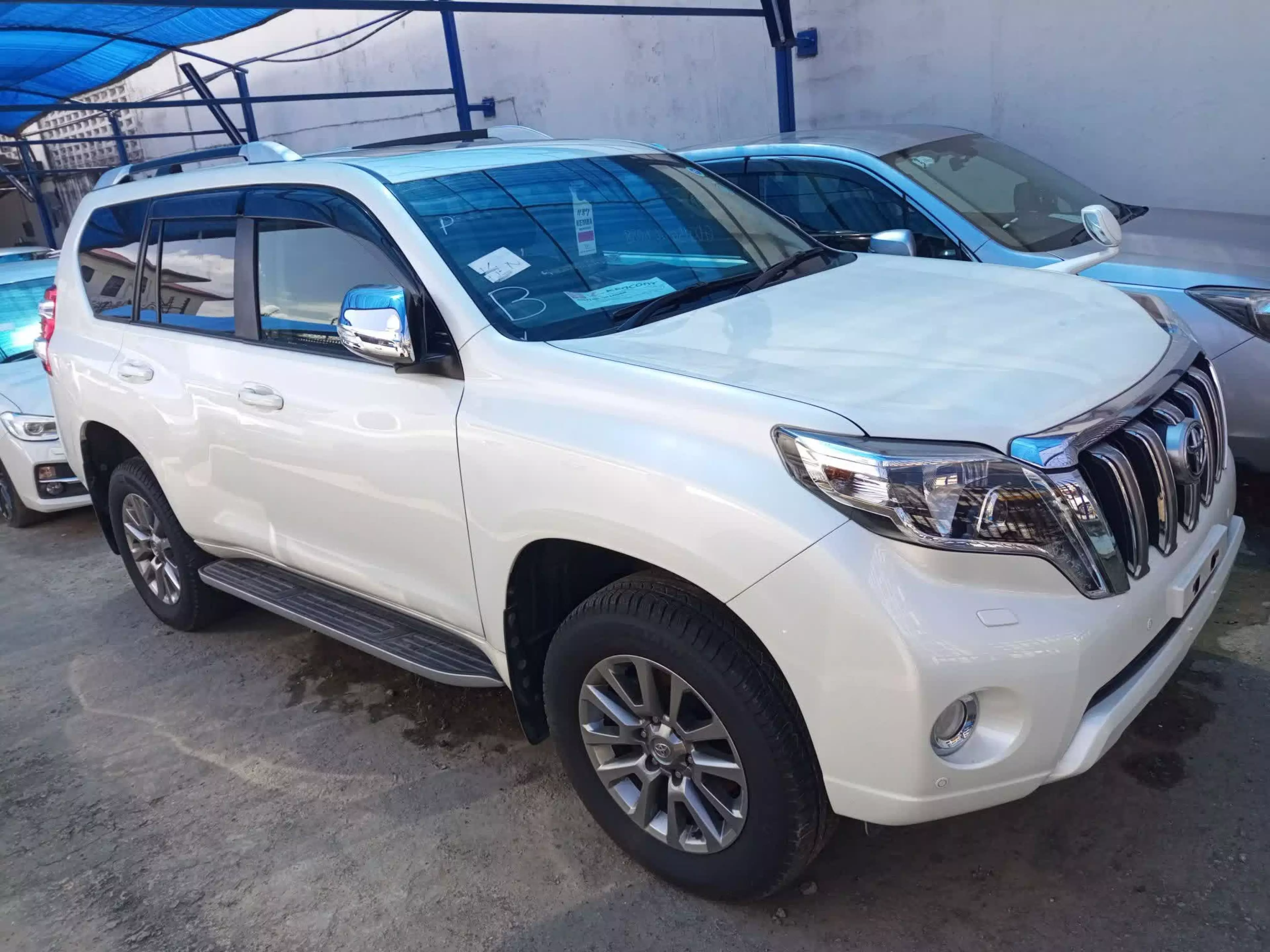 Toyota Landcruiser prado TX - 2016