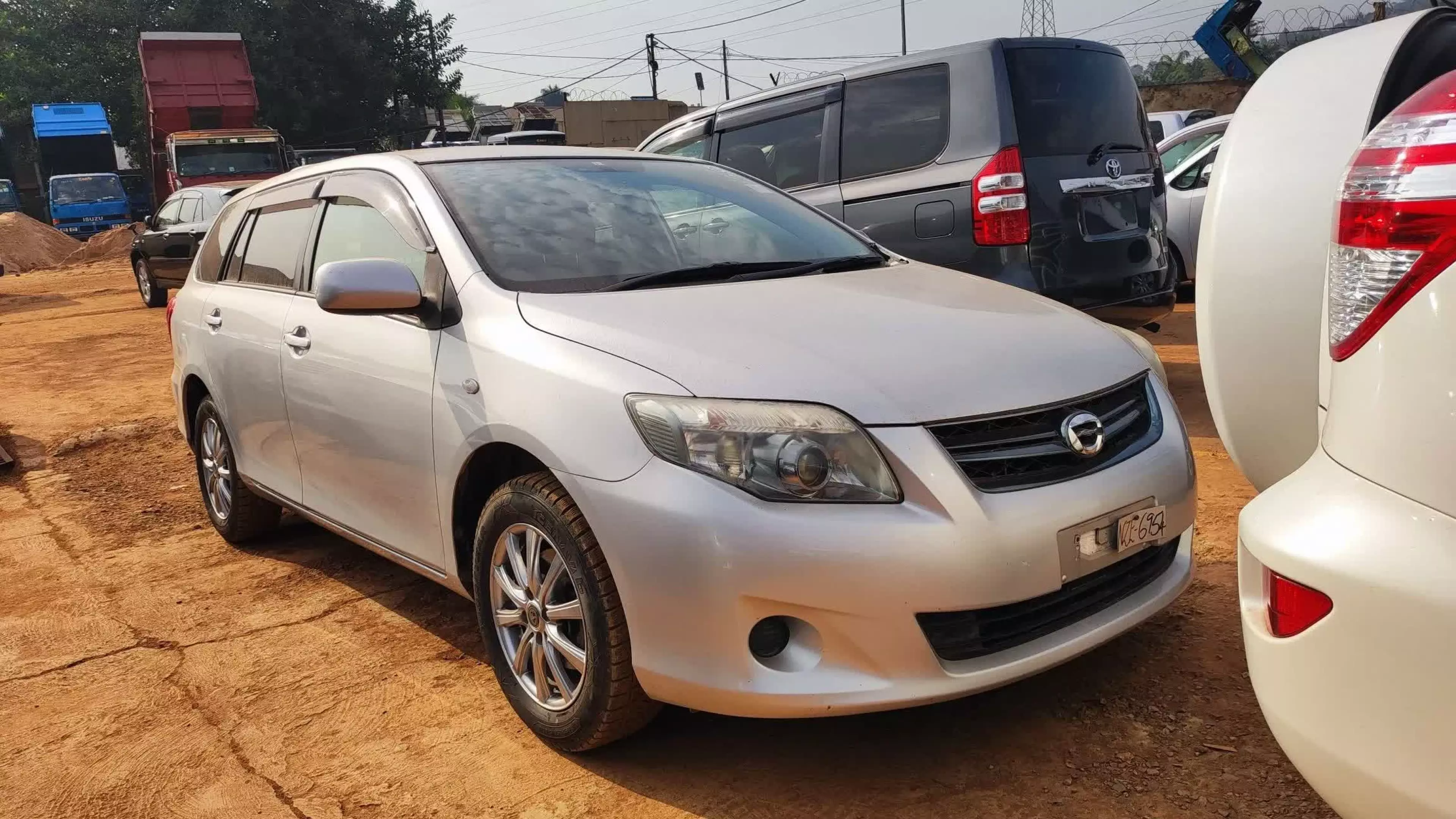 Toyota Fielder  - 2009