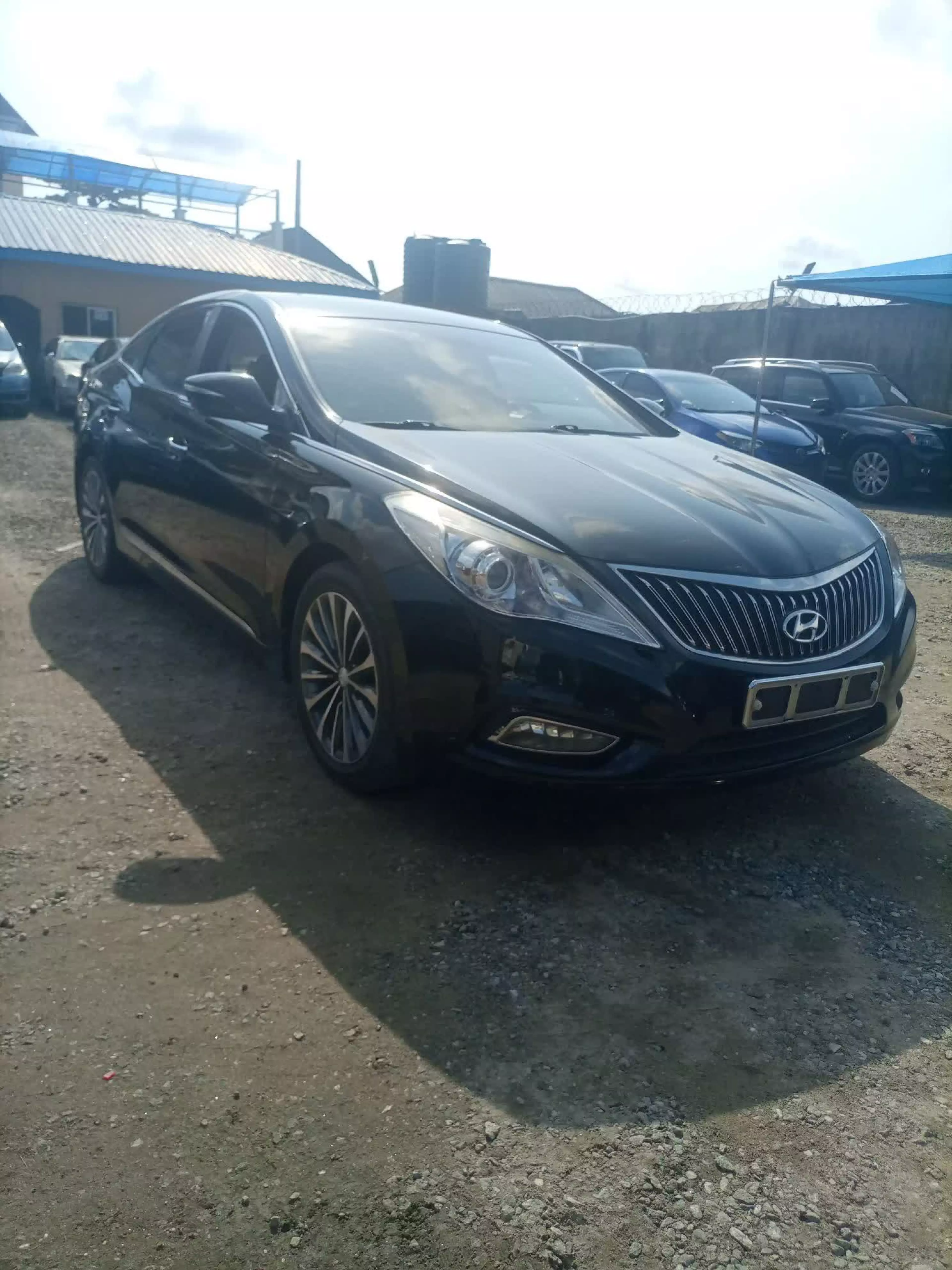 Hyundai Grandeur - 2014