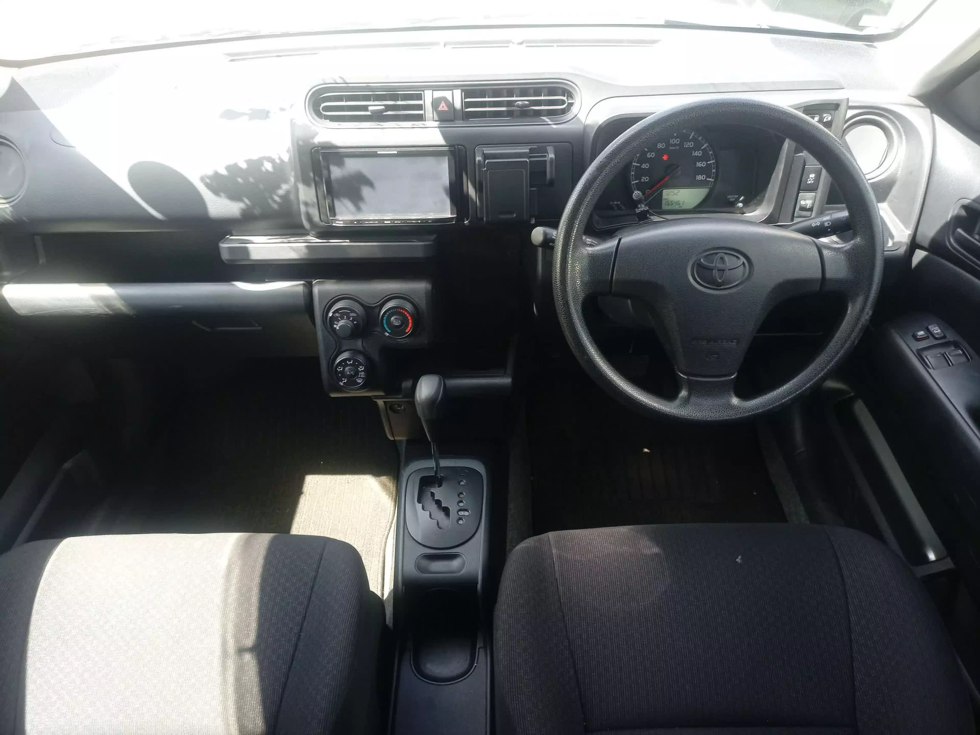 Toyota Probox    - 2017