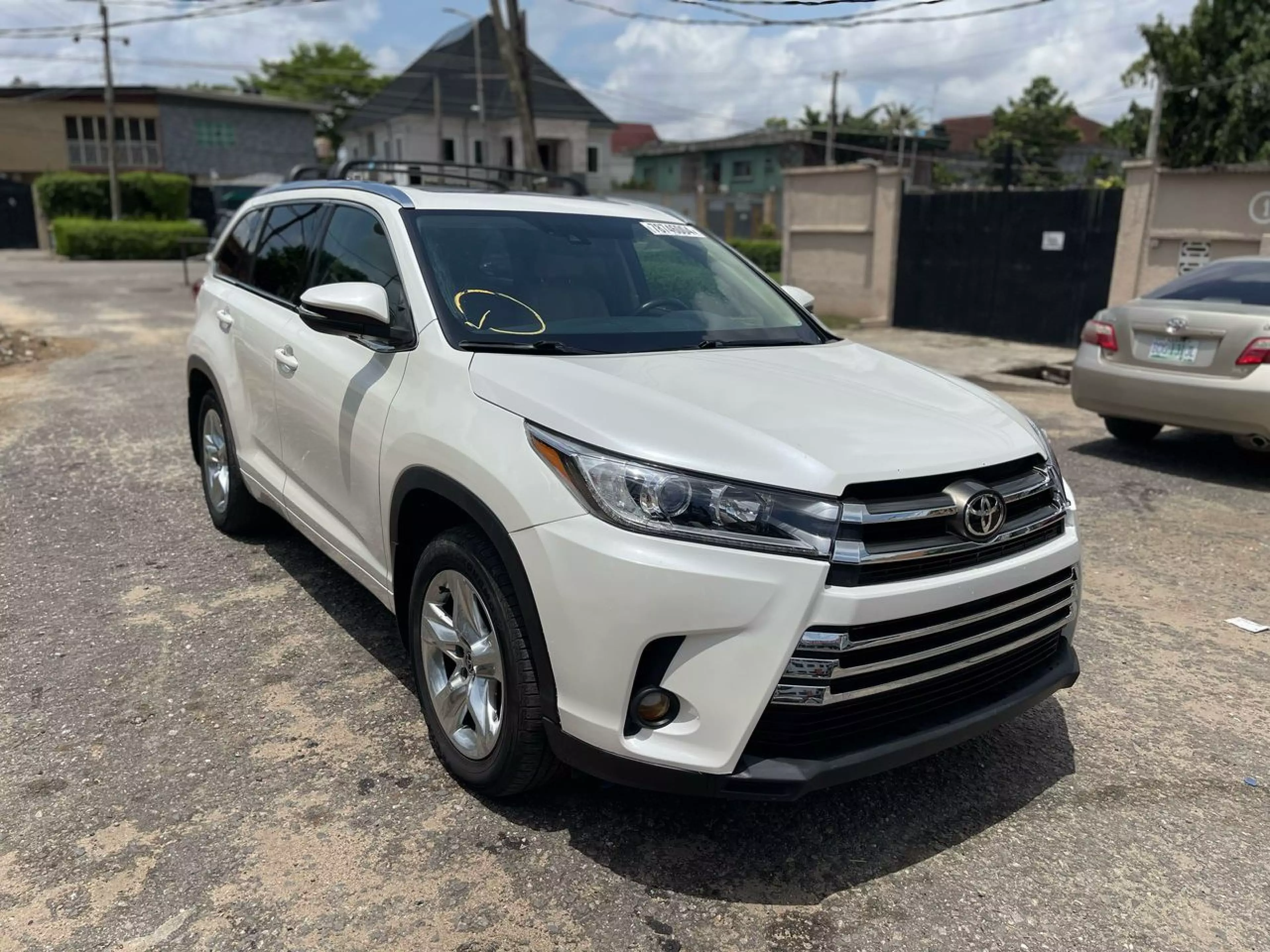 Toyota Highlander - 2016
