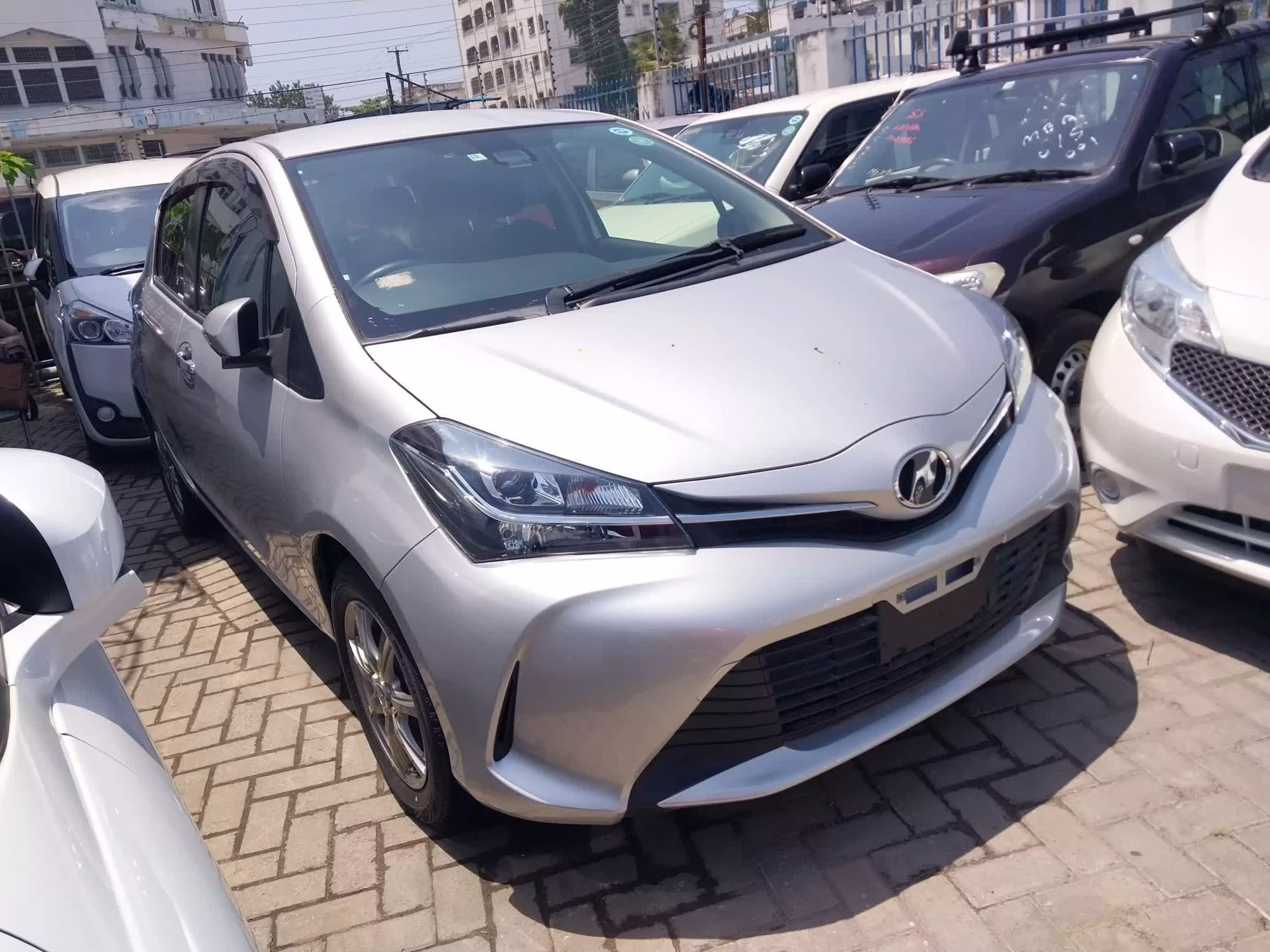 Toyota Vitz - 2016