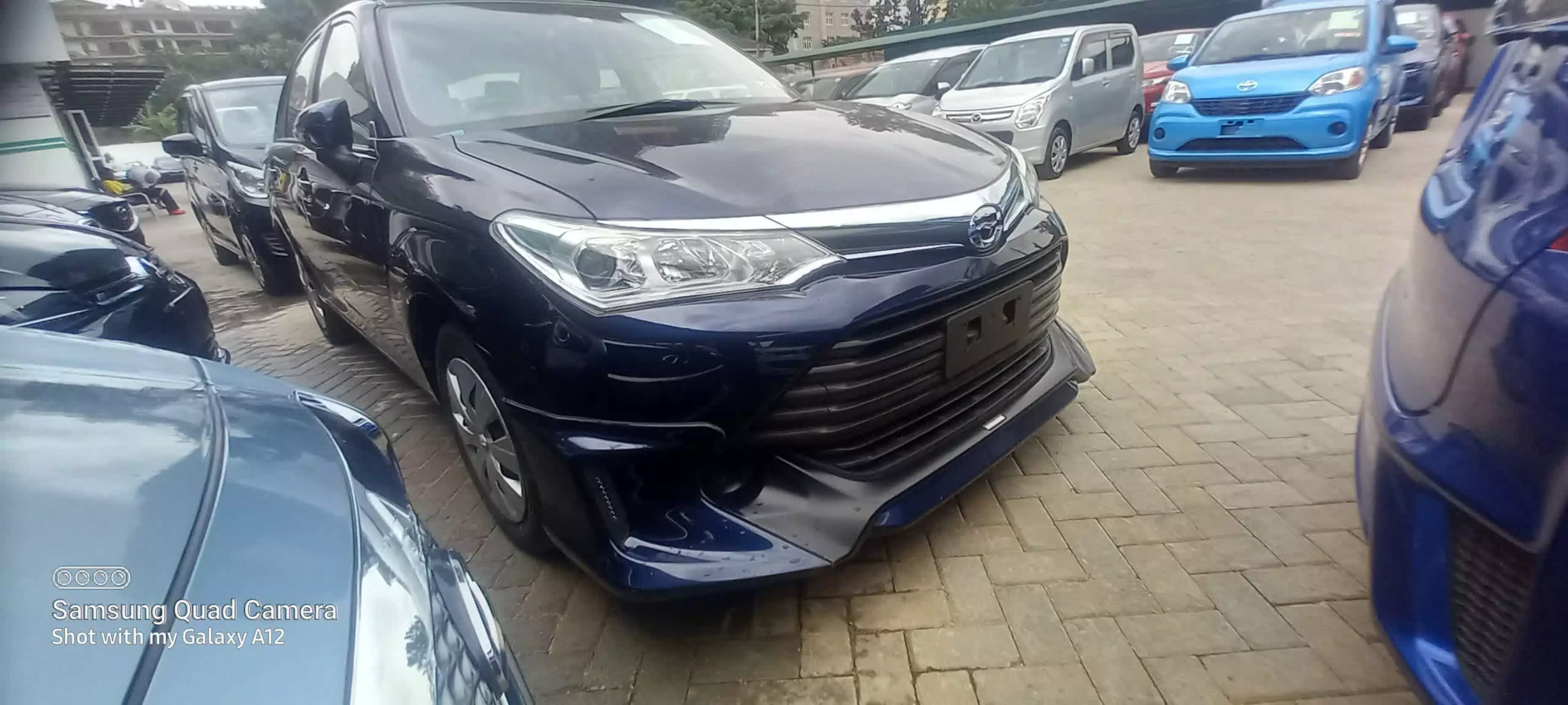 Toyota Axio  - 2016