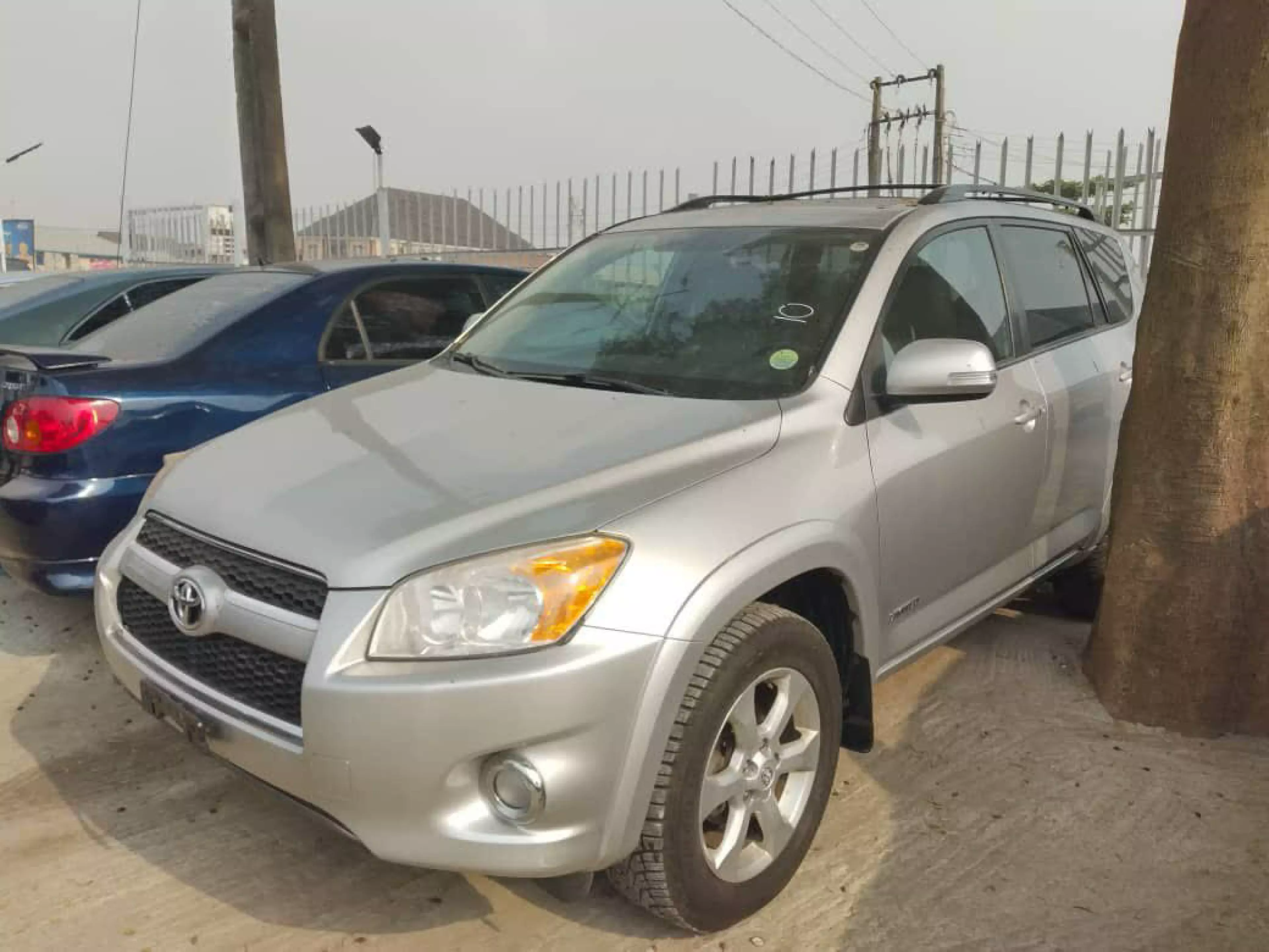 Toyota RAV 4 - 2012