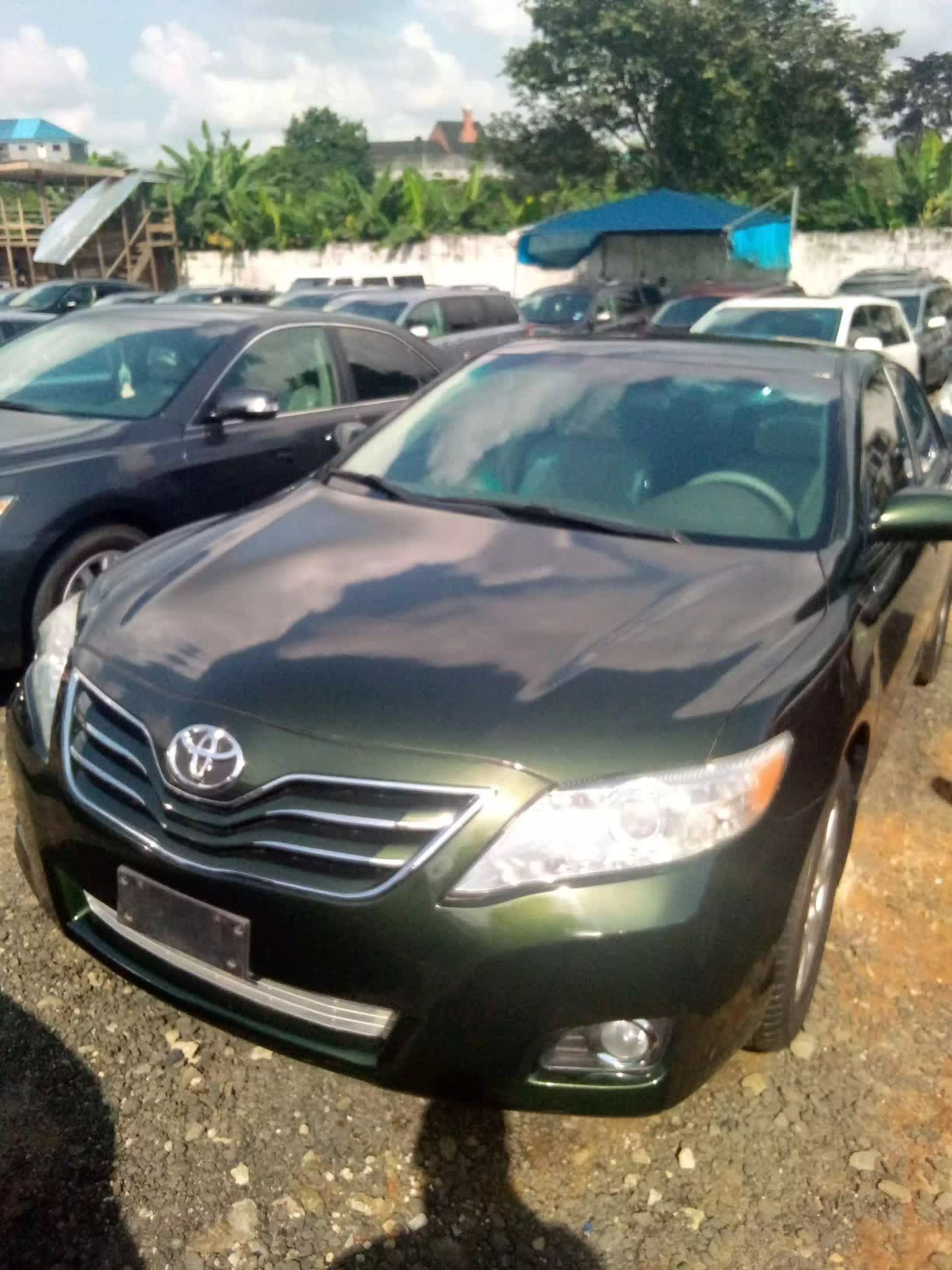 Toyota Camry - 2010