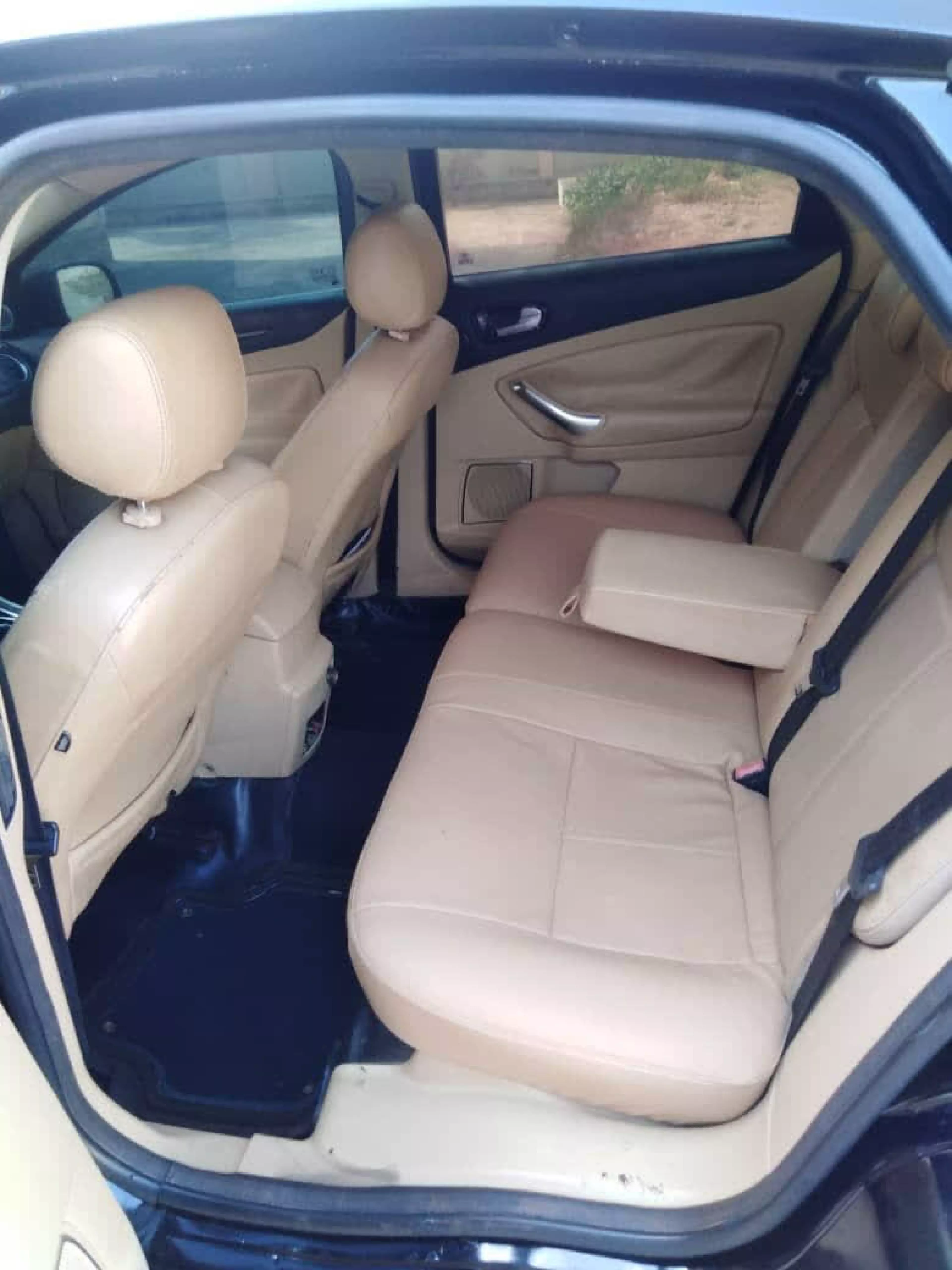 Ford Mondeo   - 2015