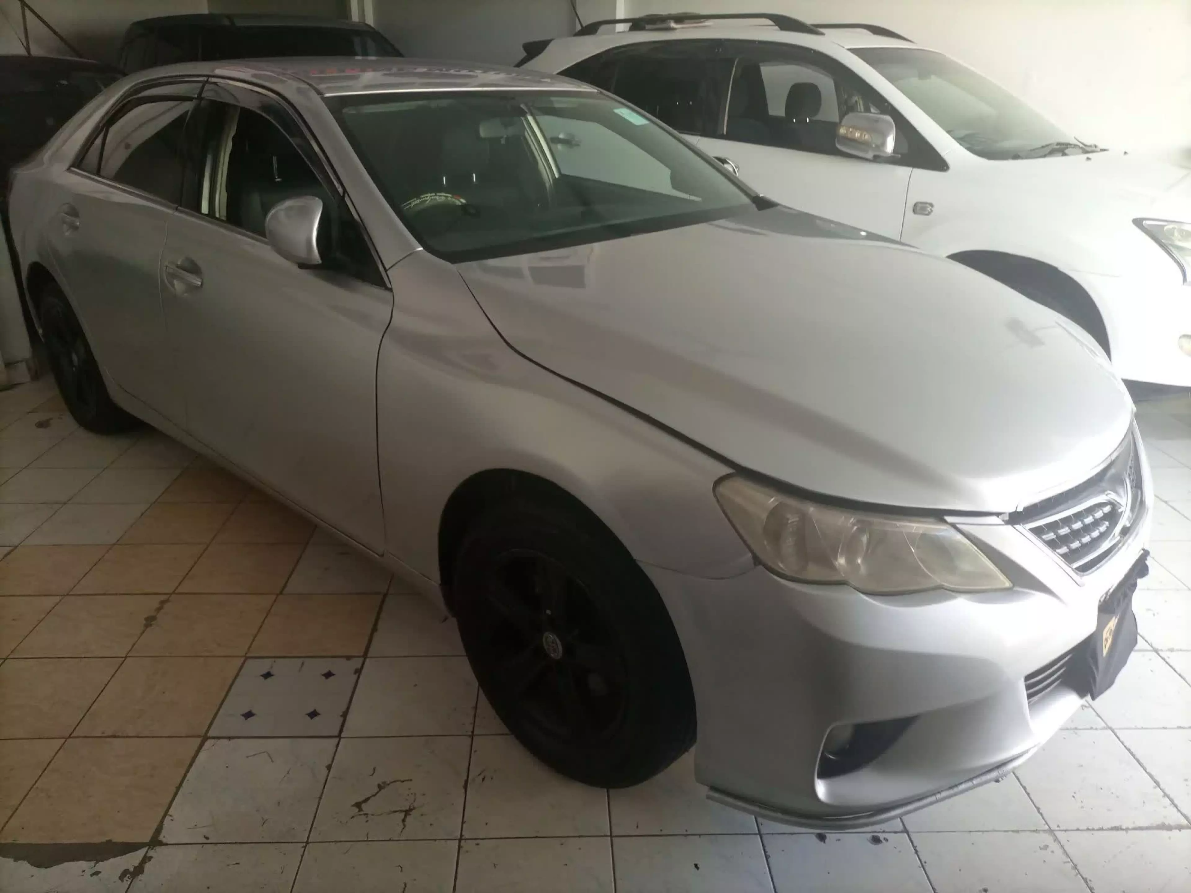 Toyota Mark X - 2011