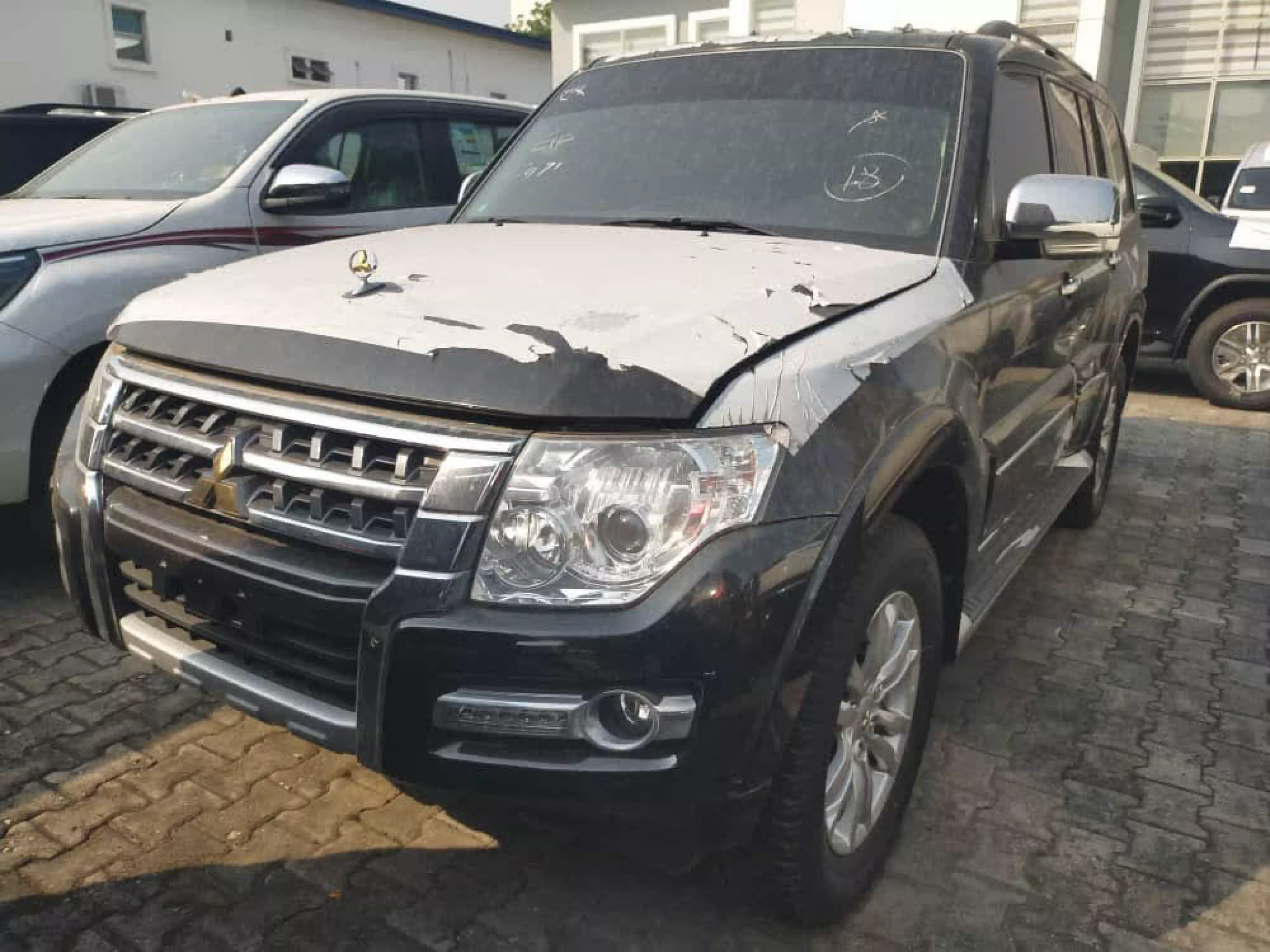 Mitsubishi Pajero - 2020