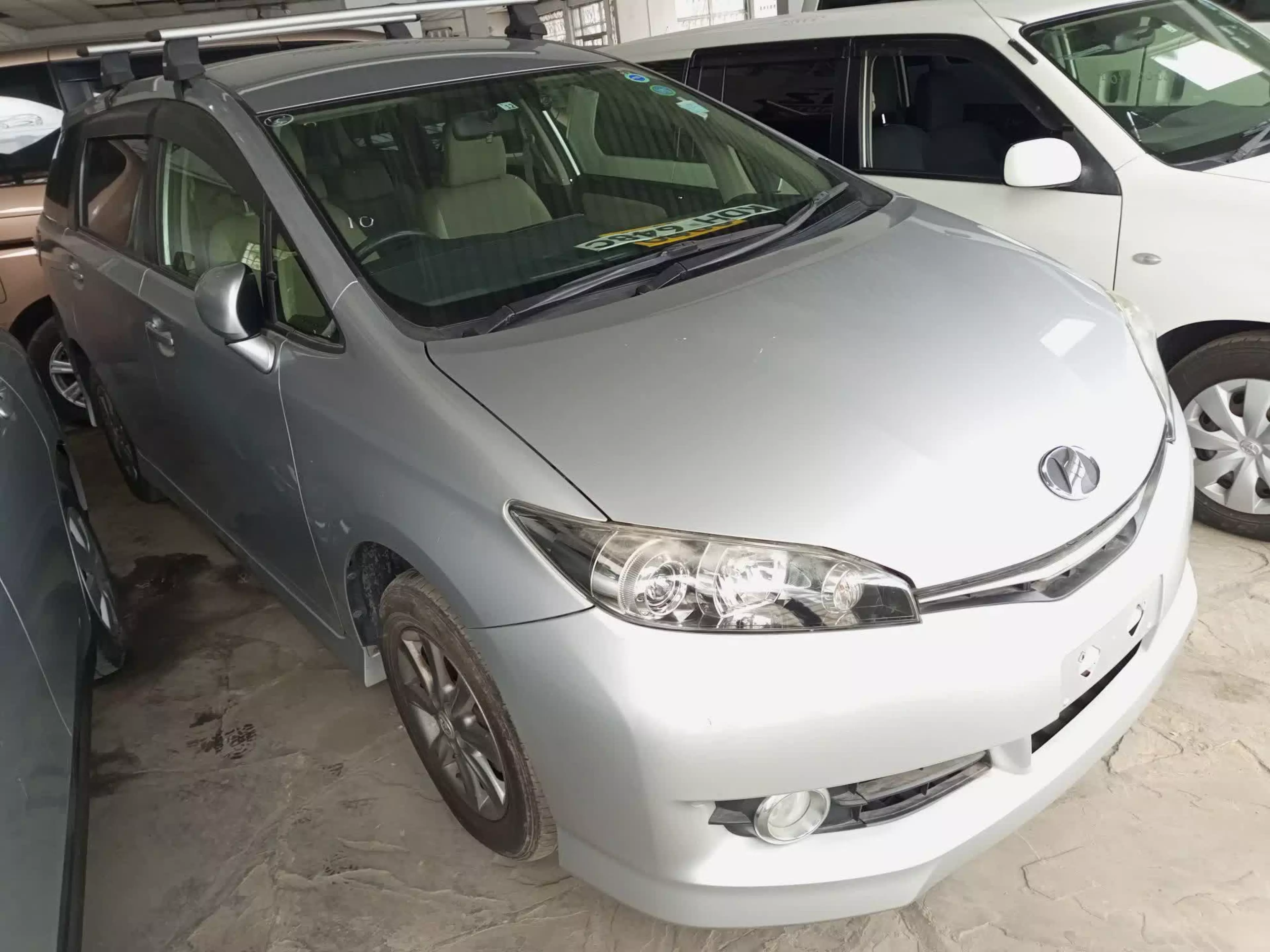 Toyota Wish - 2015