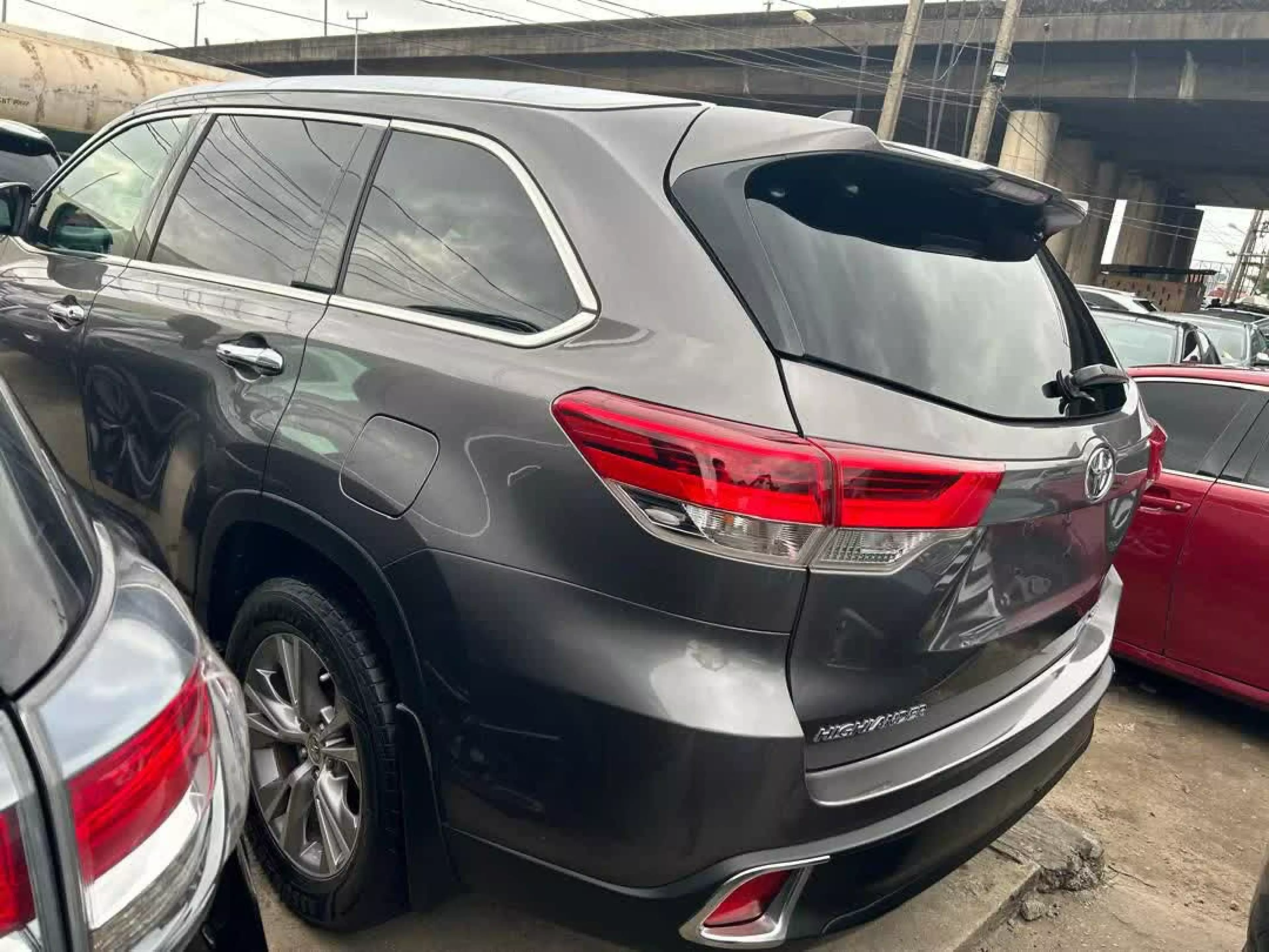 Toyota Highlander   - 2015