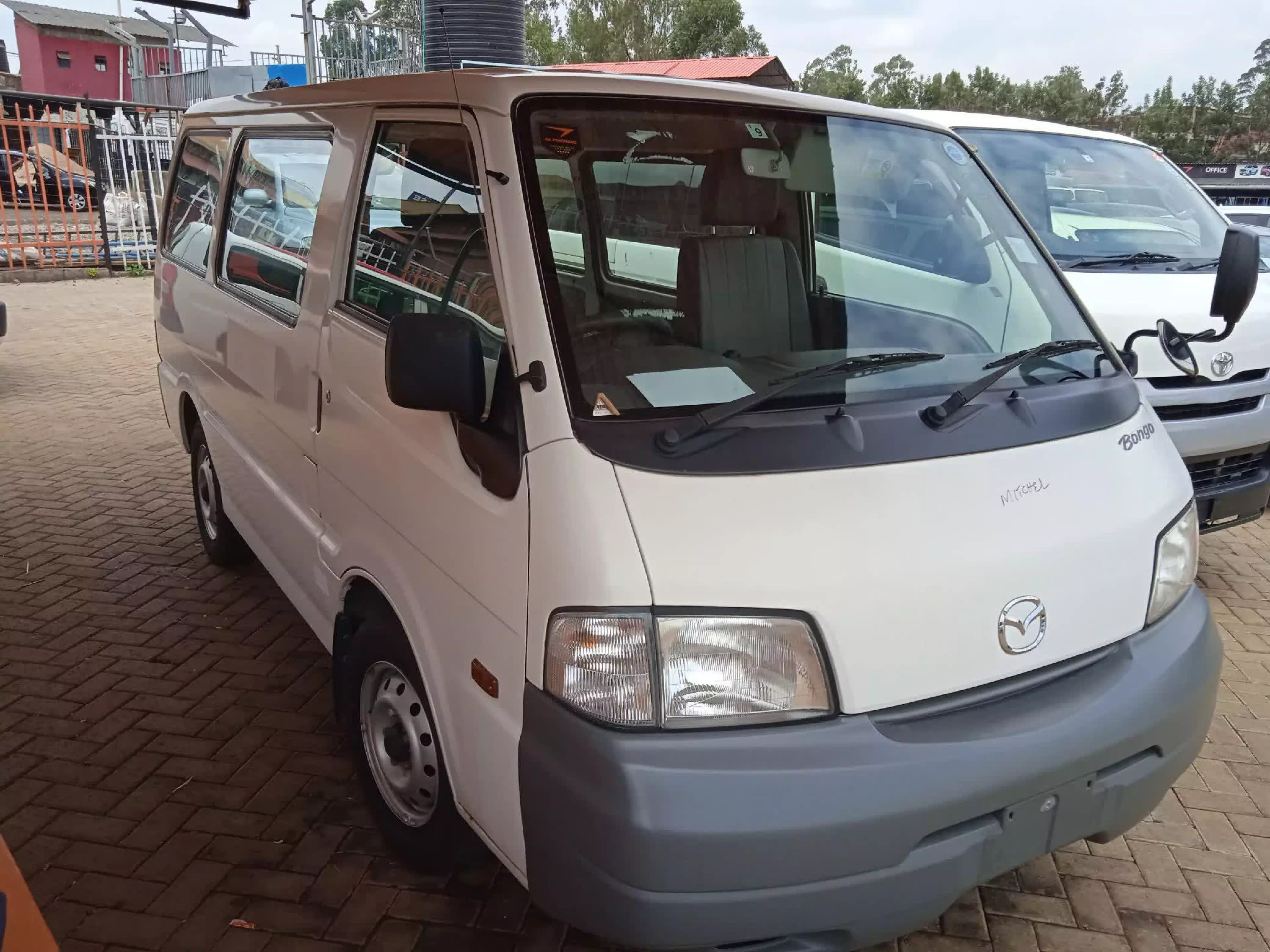 Mazda Bongo - 2014